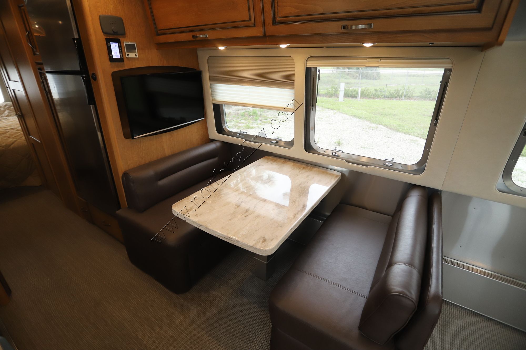 Used 2017 Airstream Classic 30 Travel Trailer  For Sale