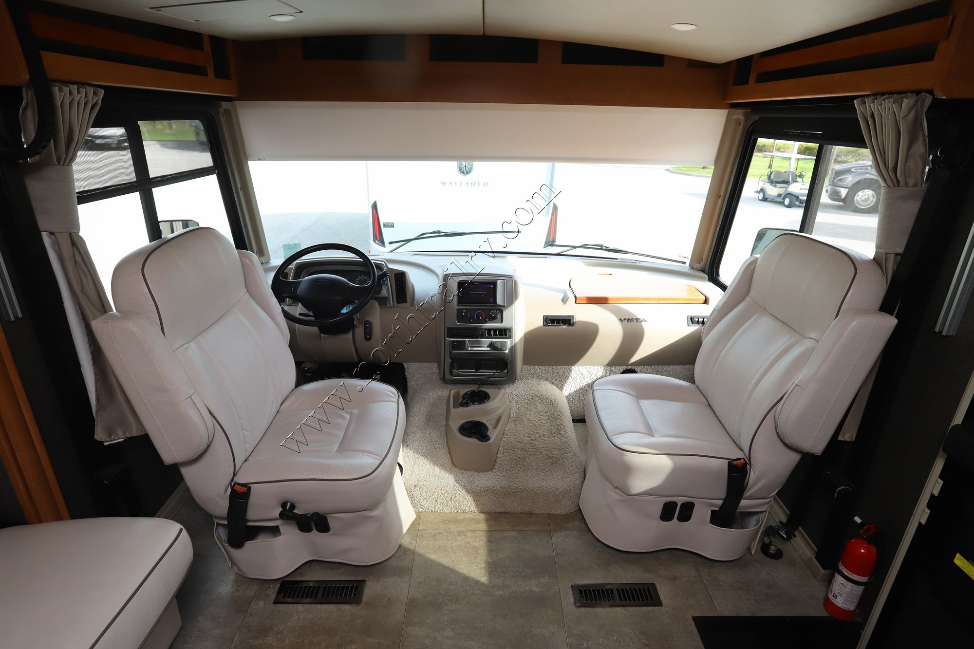 Used 2018 Winnebago Vista 29VE Class A  For Sale