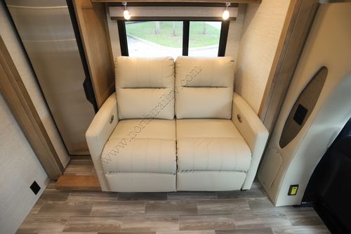 2023 Tiffin Motor Homes Wayfarer 25LW
