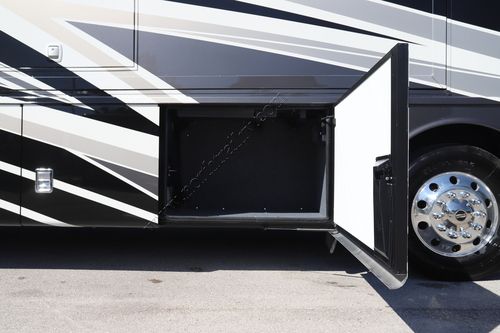 2023 Newmar Ventana 4037