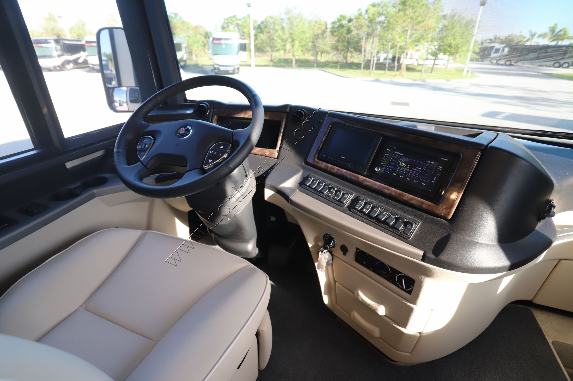 Used 2019 Newmar Dutch Star 4328 Class A  For Sale