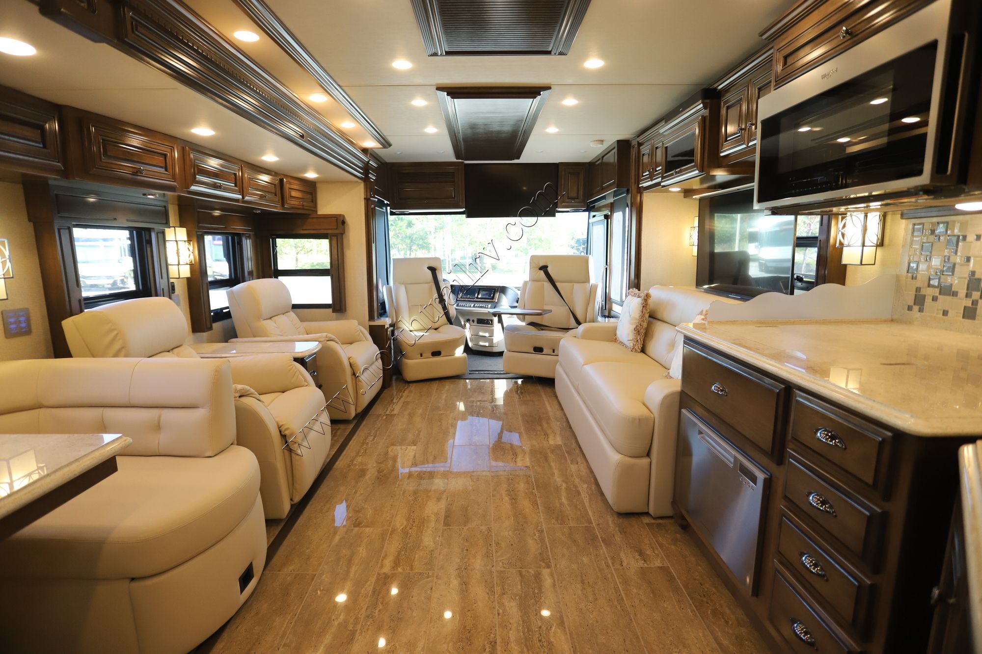 Used 2019 Newmar Dutch Star 4328 Class A  For Sale