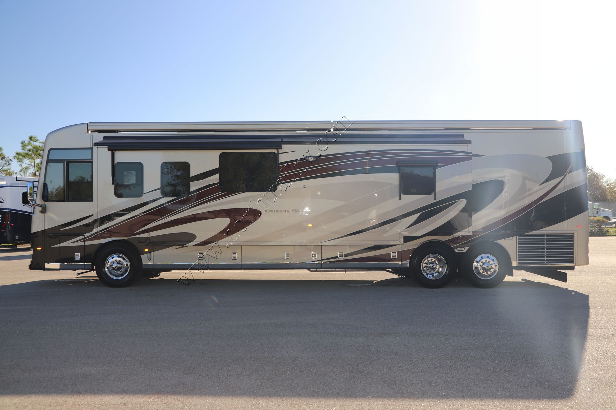 Used 2019 Newmar Dutch Star 4328 Class A  For Sale