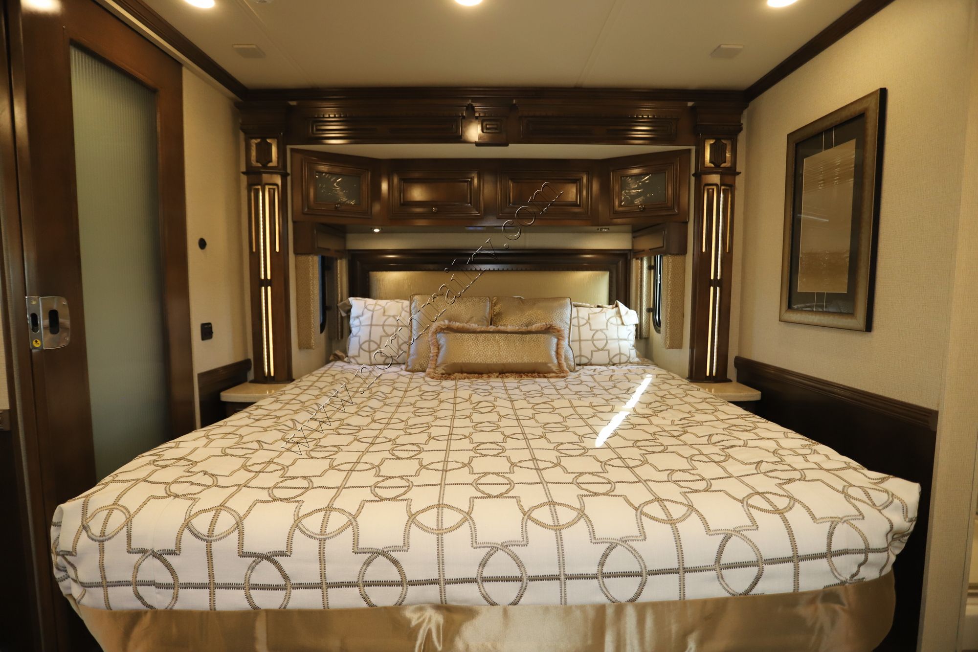 Used 2019 Newmar Dutch Star 4328 Class A  For Sale