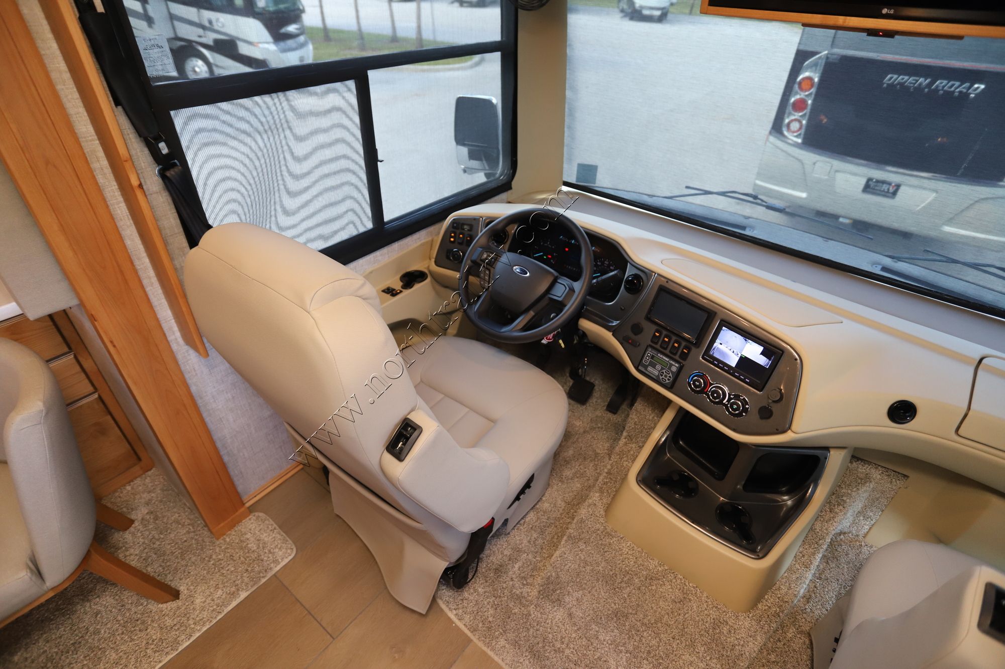 New 2023 Tiffin Motor Homes Allegro 32SA Class A  For Sale