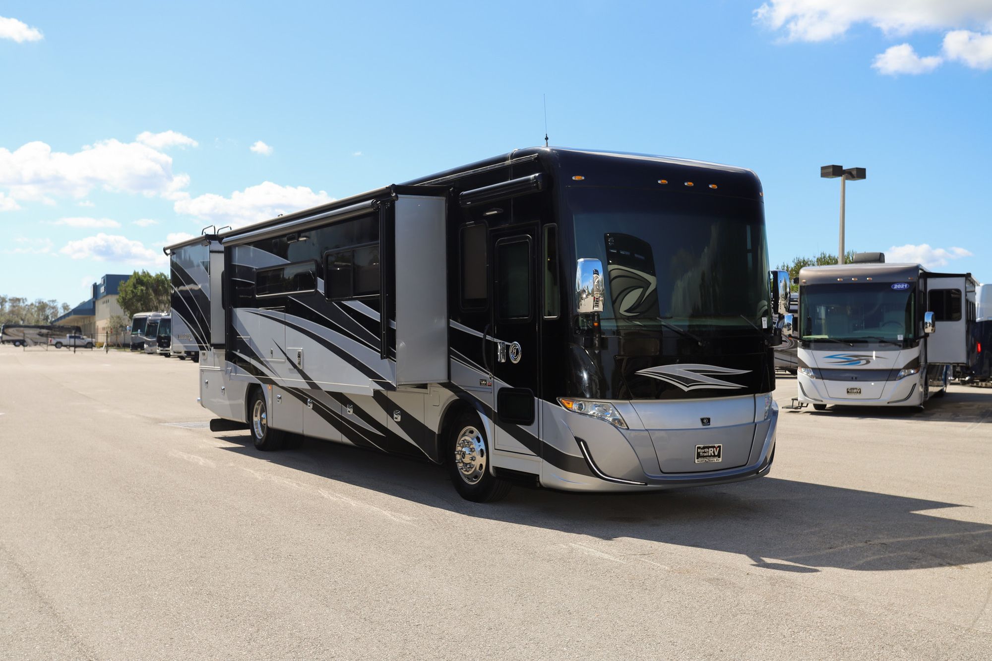 Used 2020 Tiffin Motor Homes Allegro Red 37PA Class A  For Sale