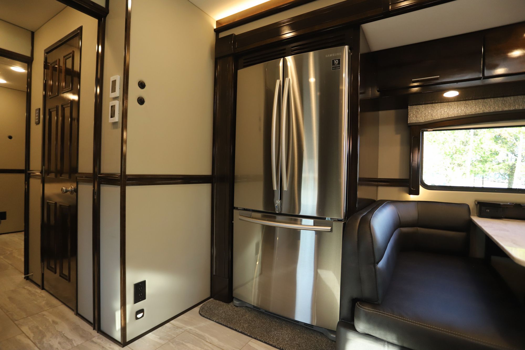 Used 2021 Renegade Rv Classic 45CMR Super C  For Sale