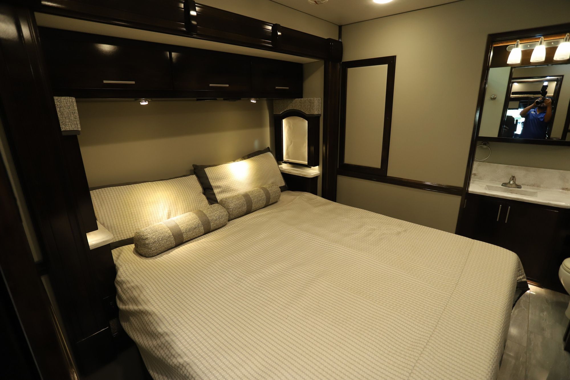 Used 2021 Renegade Rv Classic 45CMR Super C  For Sale