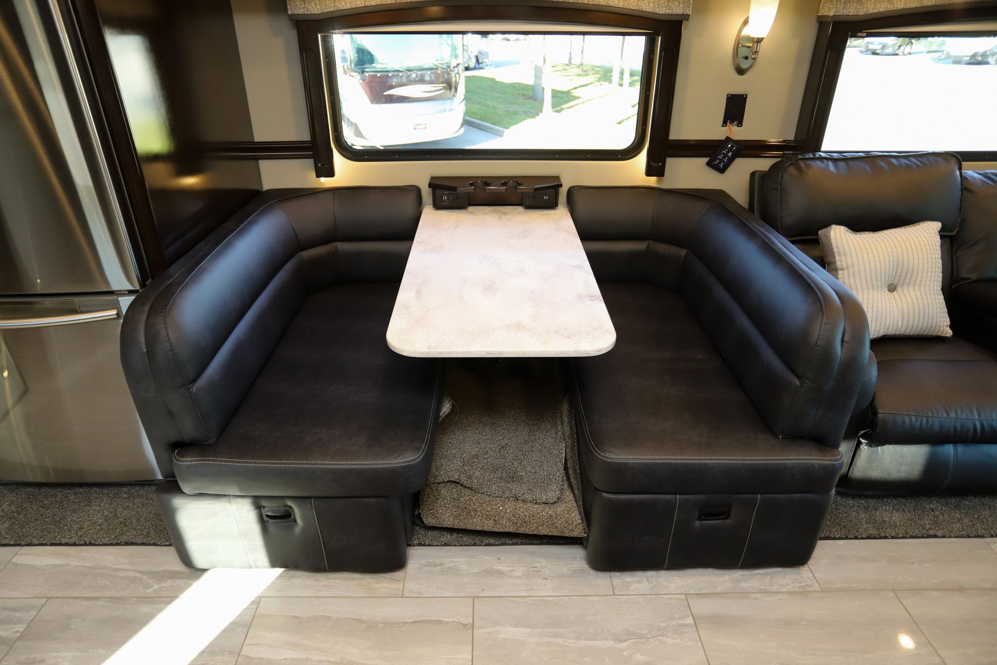 Used 2021 Renegade Rv Classic 45CMR Super C  For Sale