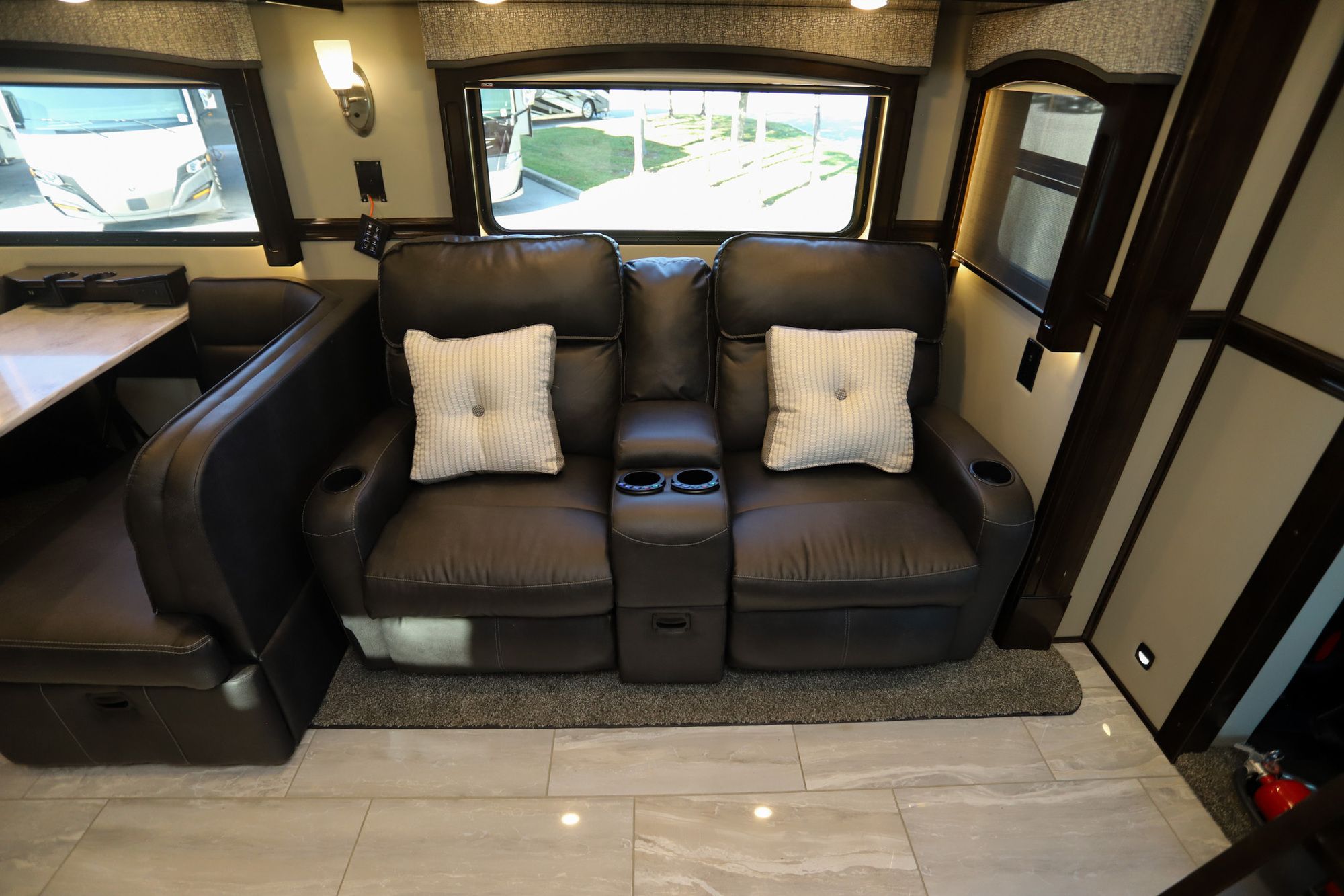 Used 2021 Renegade Rv Classic 45CMR Super C  For Sale