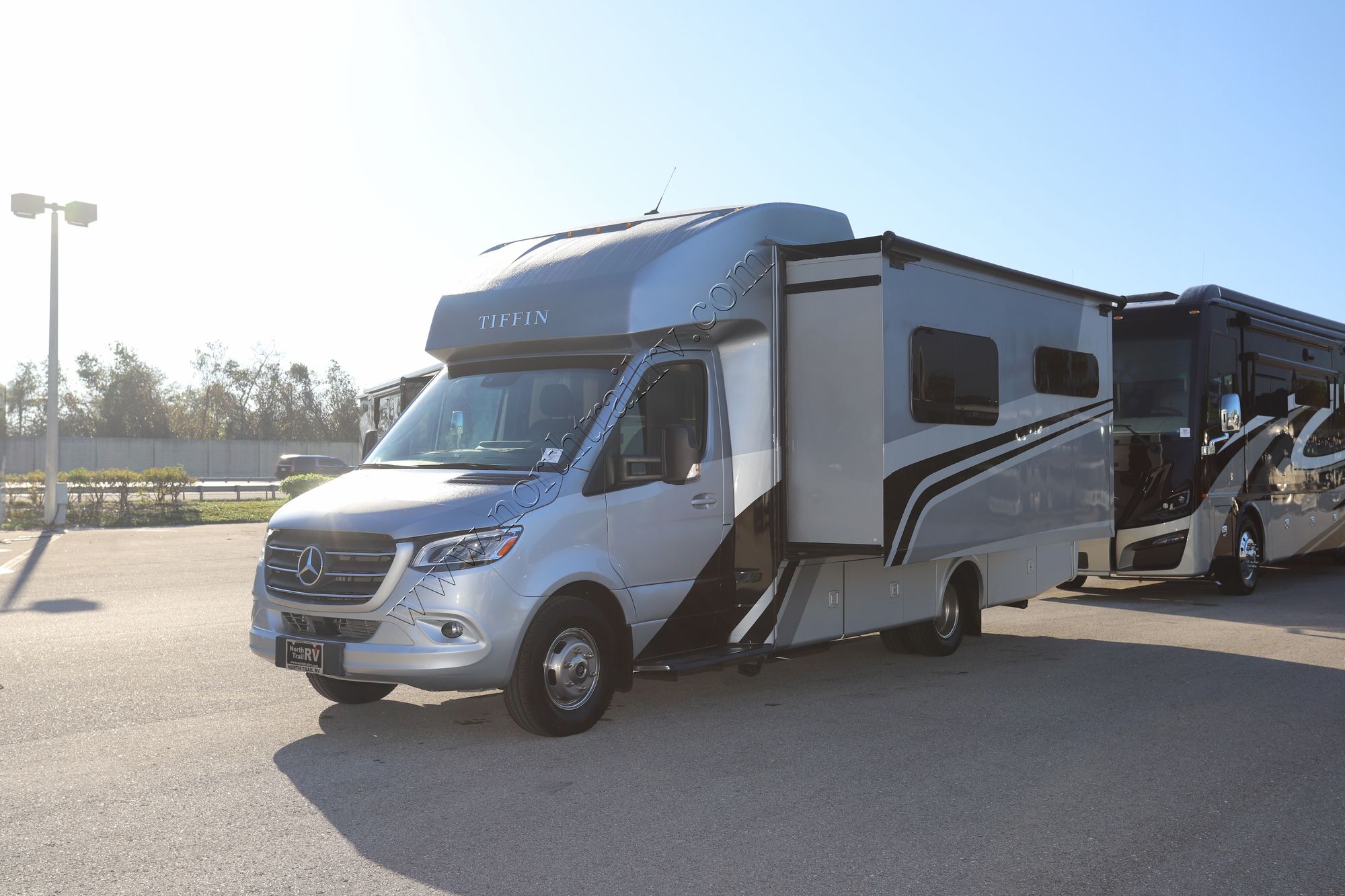 New 2023 Tiffin Motor Homes Wayfarer 25RW Class C  For Sale