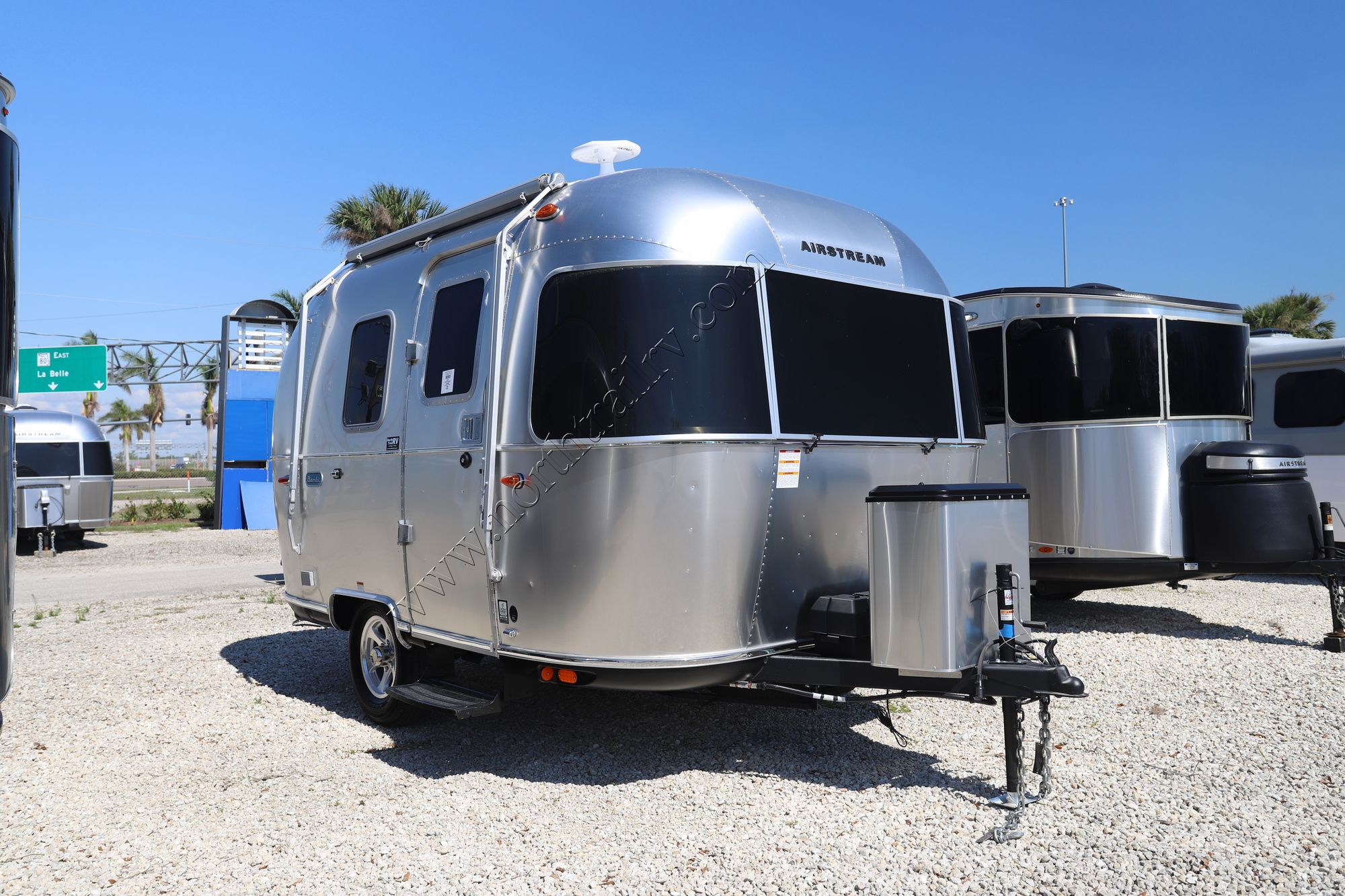 New 2023 Airstream Bambi 16RB Travel Trailer  For Sale