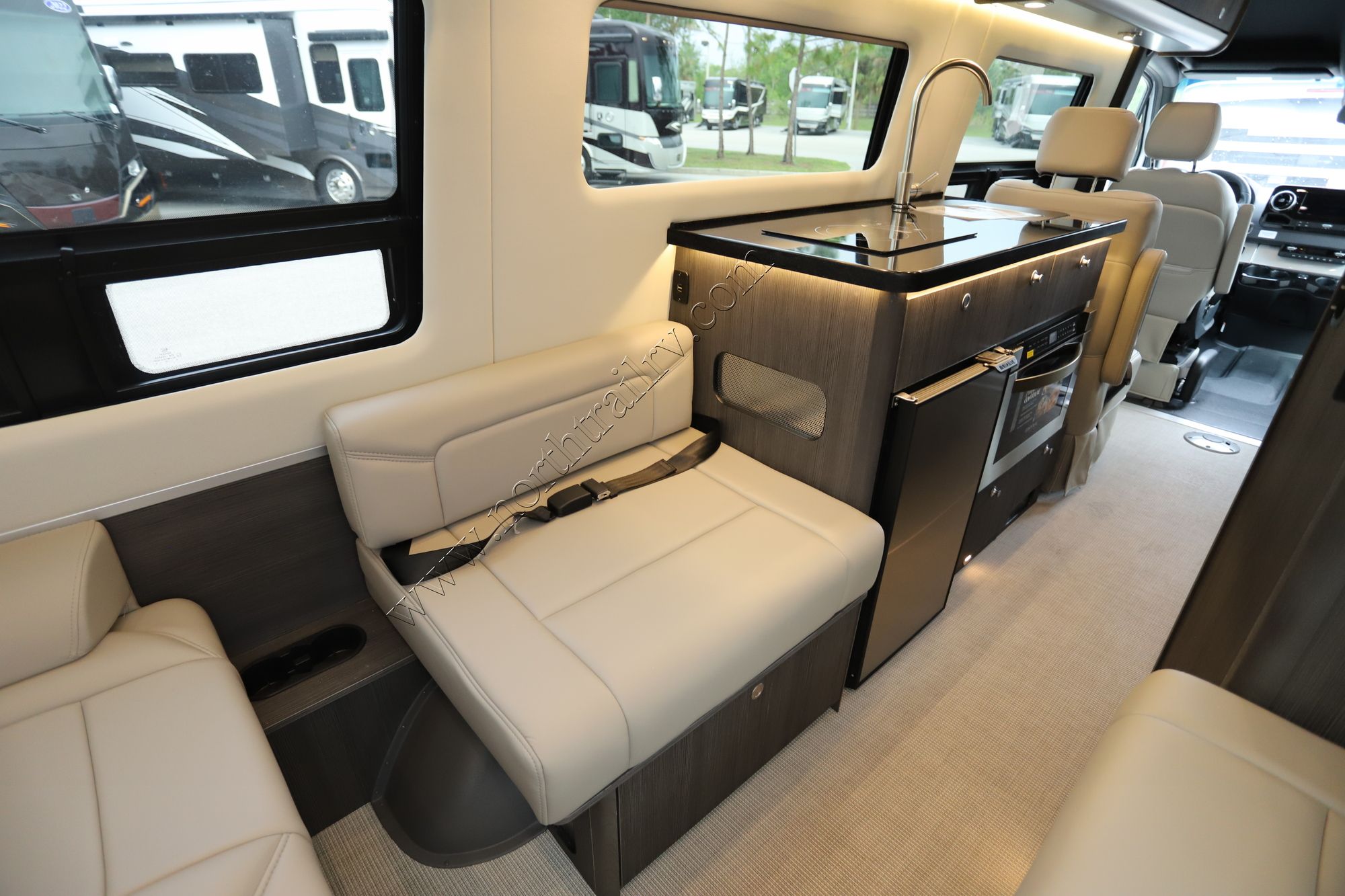 New 2023 Airstream Interstate 24GL-e Class B  For Sale