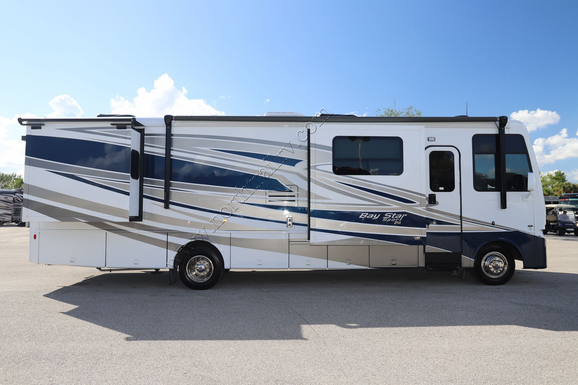New 2023 Newmar Bay Star Sport 3315 Class A  For Sale