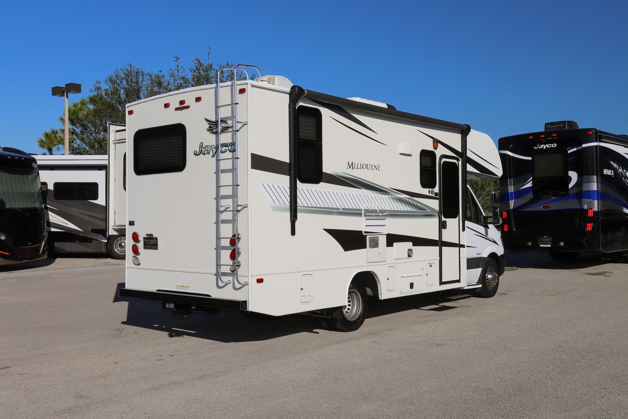 Used 2016 Jayco Melbourne 24L Class C  For Sale