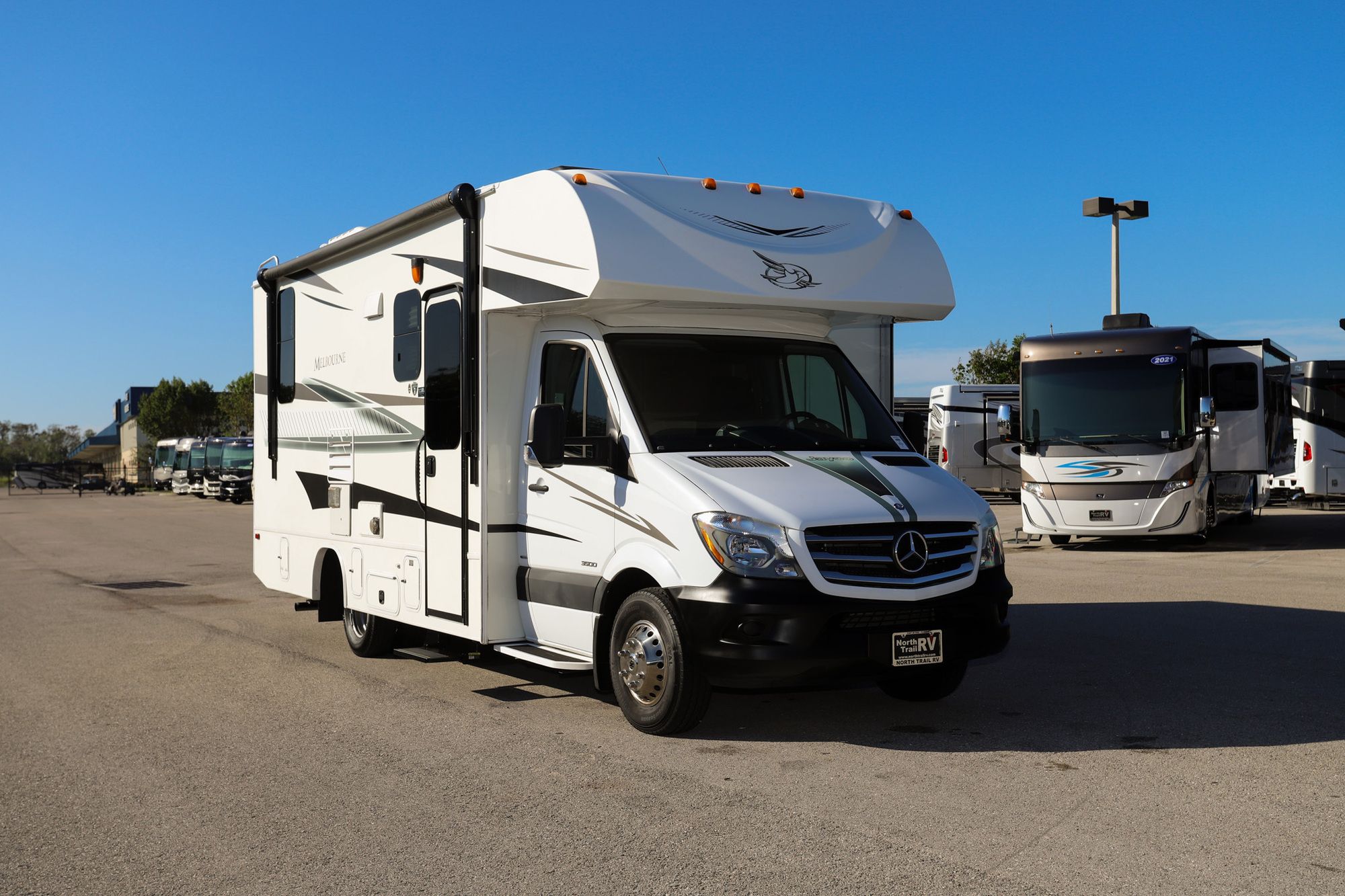 Used 2016 Jayco Melbourne 24L Class C  For Sale