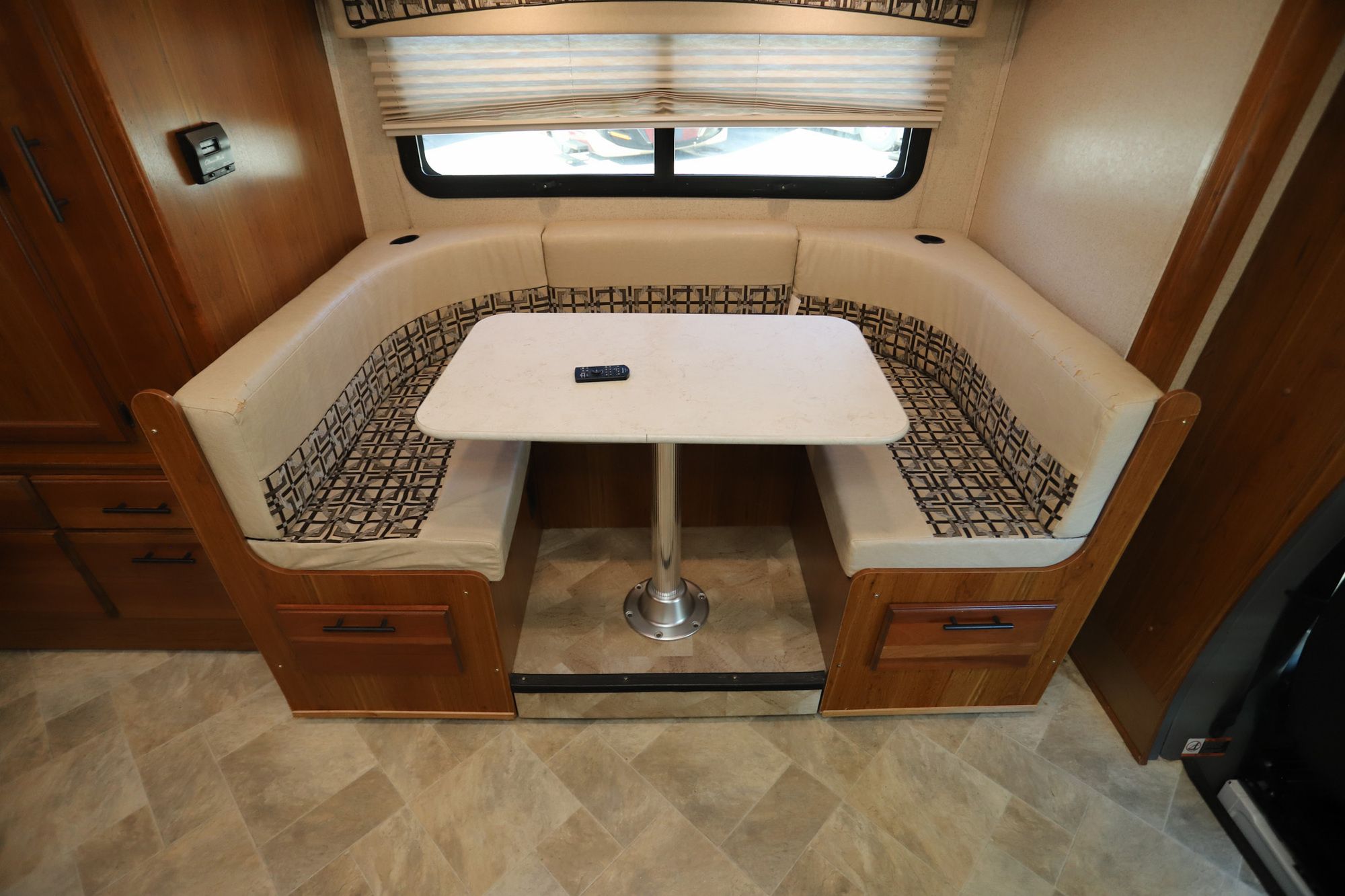 Used 2016 Jayco Melbourne 24L Class C  For Sale