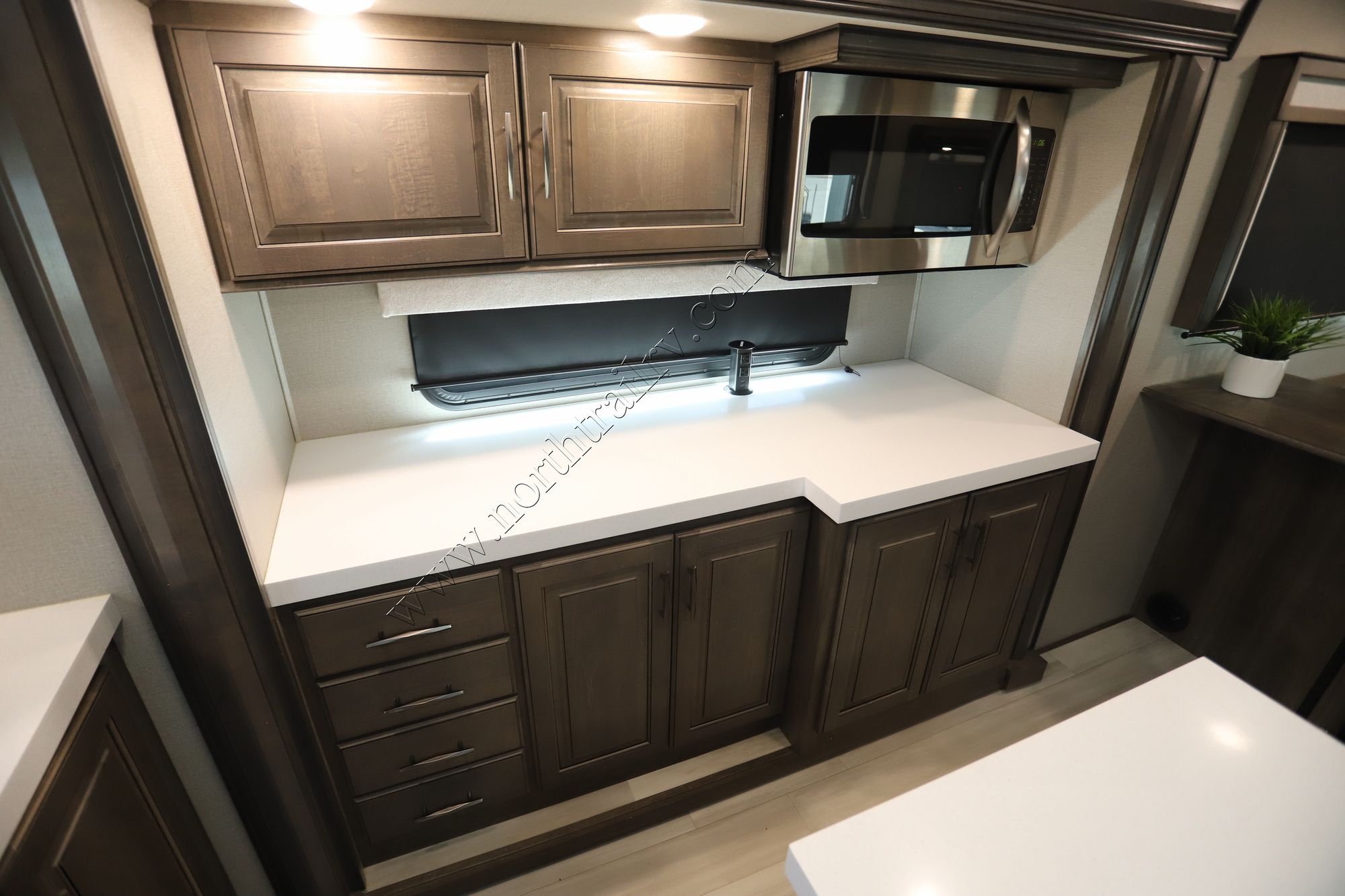 Used 2022 Grand Design Solitude 390RK Fifth Wheel  For Sale