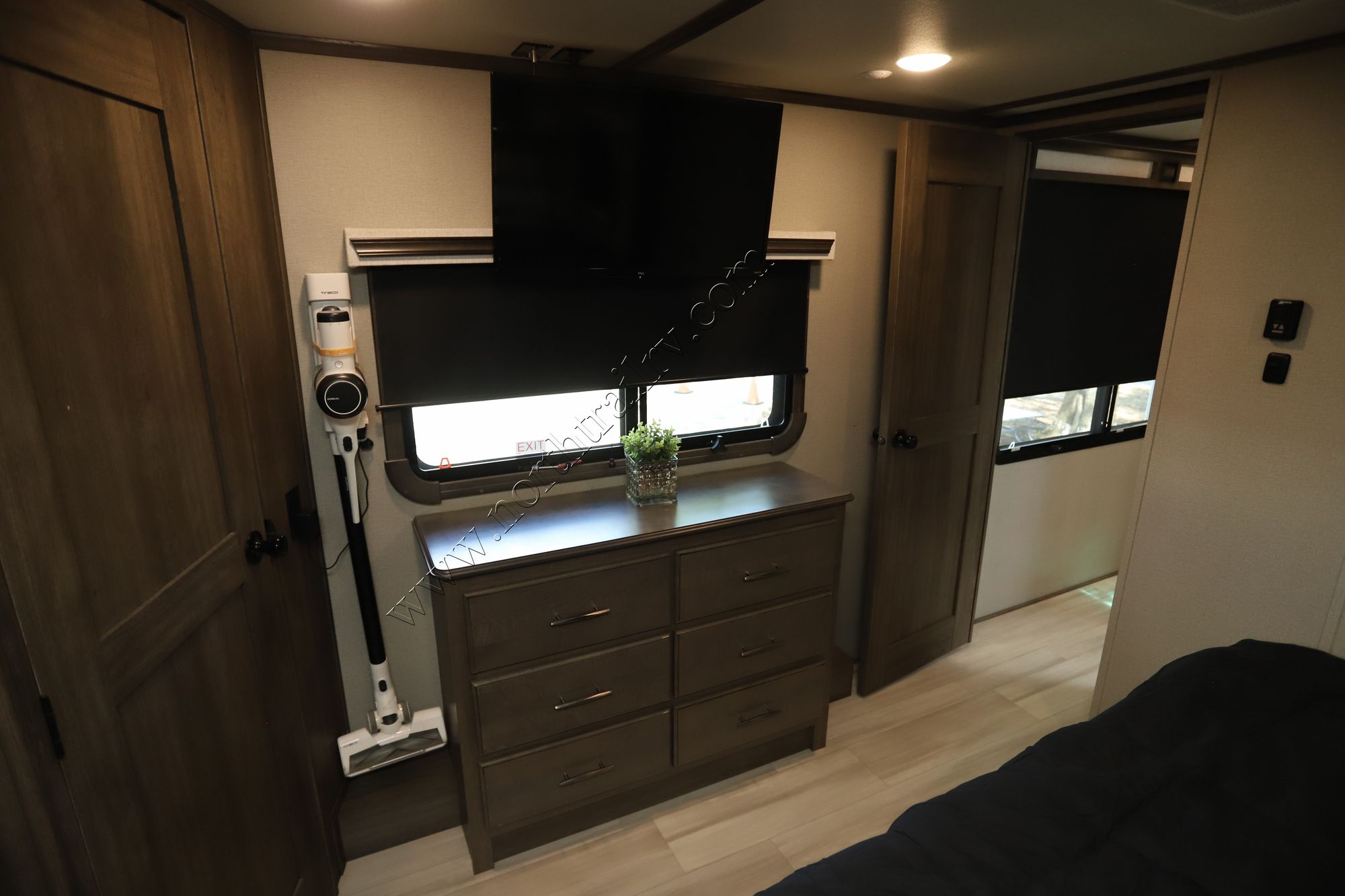 Used 2022 Grand Design Solitude 390RK Fifth Wheel  For Sale