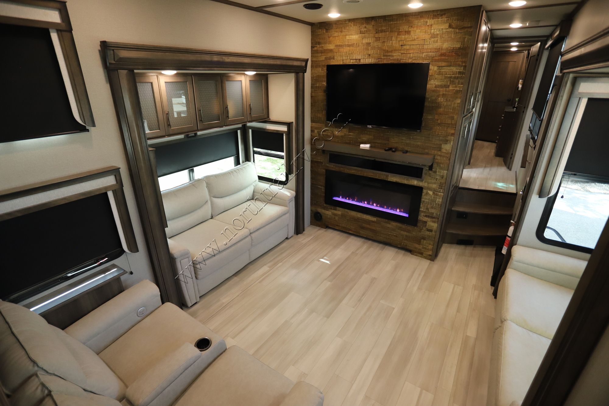 Used 2022 Grand Design Solitude 390RK Fifth Wheel  For Sale