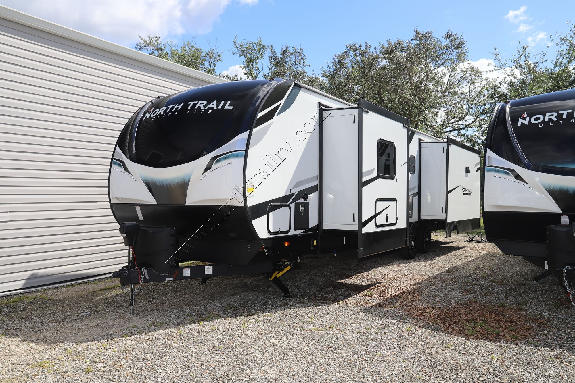 New 2023 Heartland Rv North Trail 33RETS Travel Trailer  For Sale