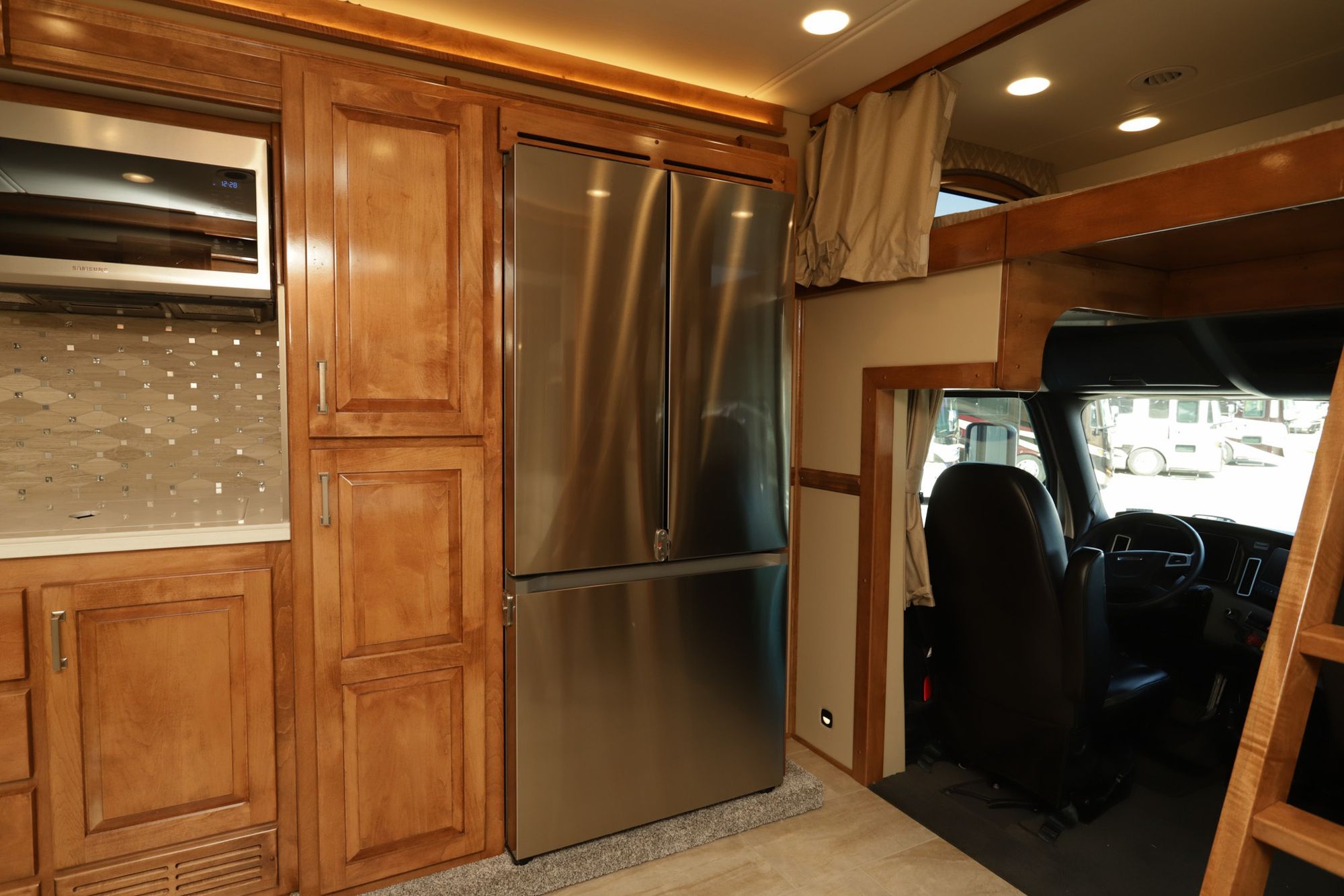 New 2023 Renegade Rv Classic 43CMD Super C  For Sale