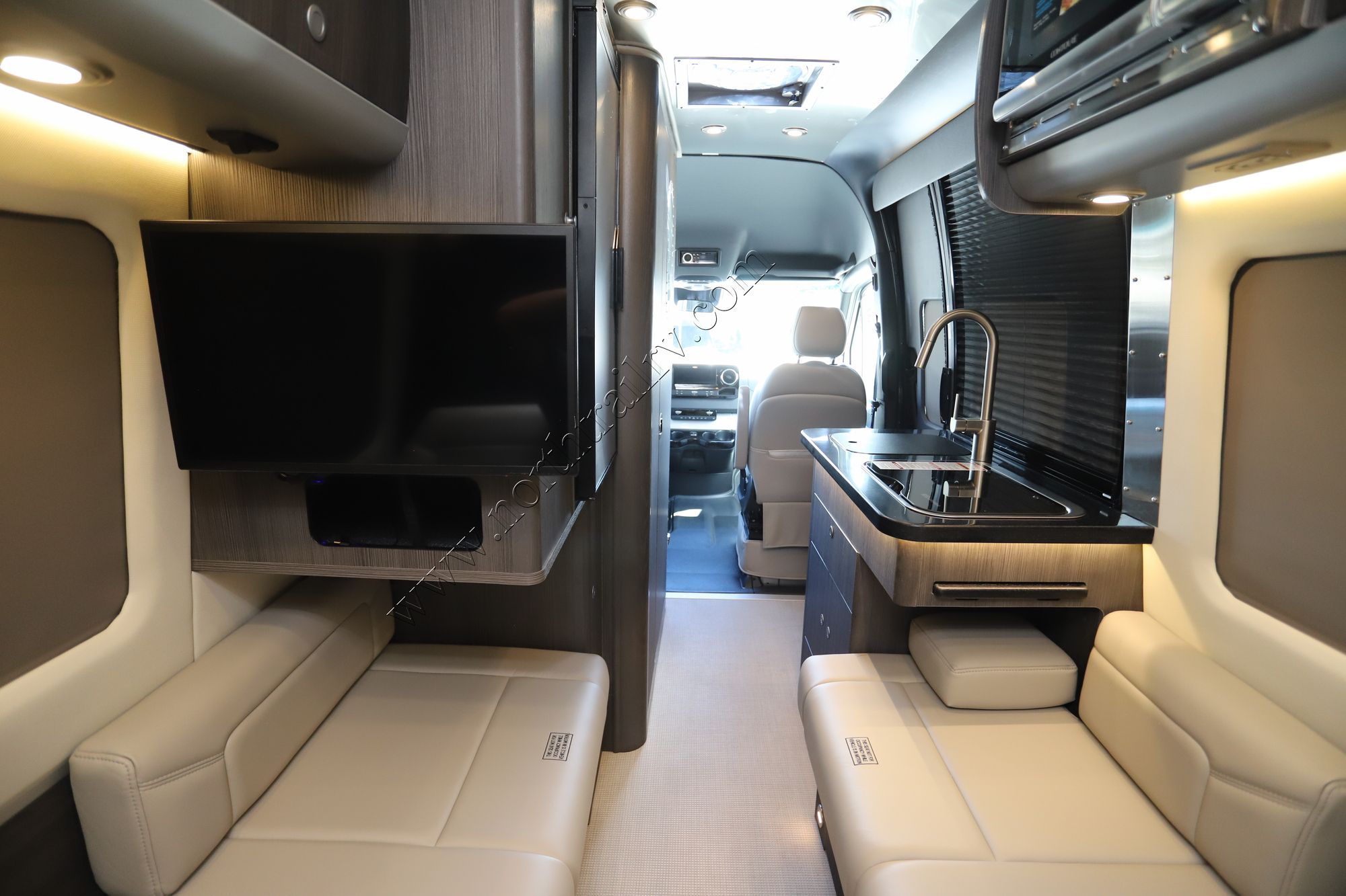 New 2023 Airstream Interstate 19 4x4 Class B  For Sale