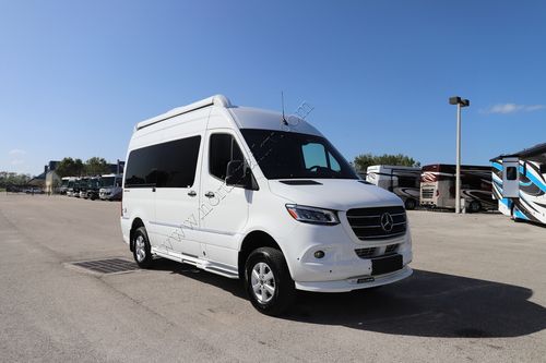 2023 Airstream Interstate 4X4 19