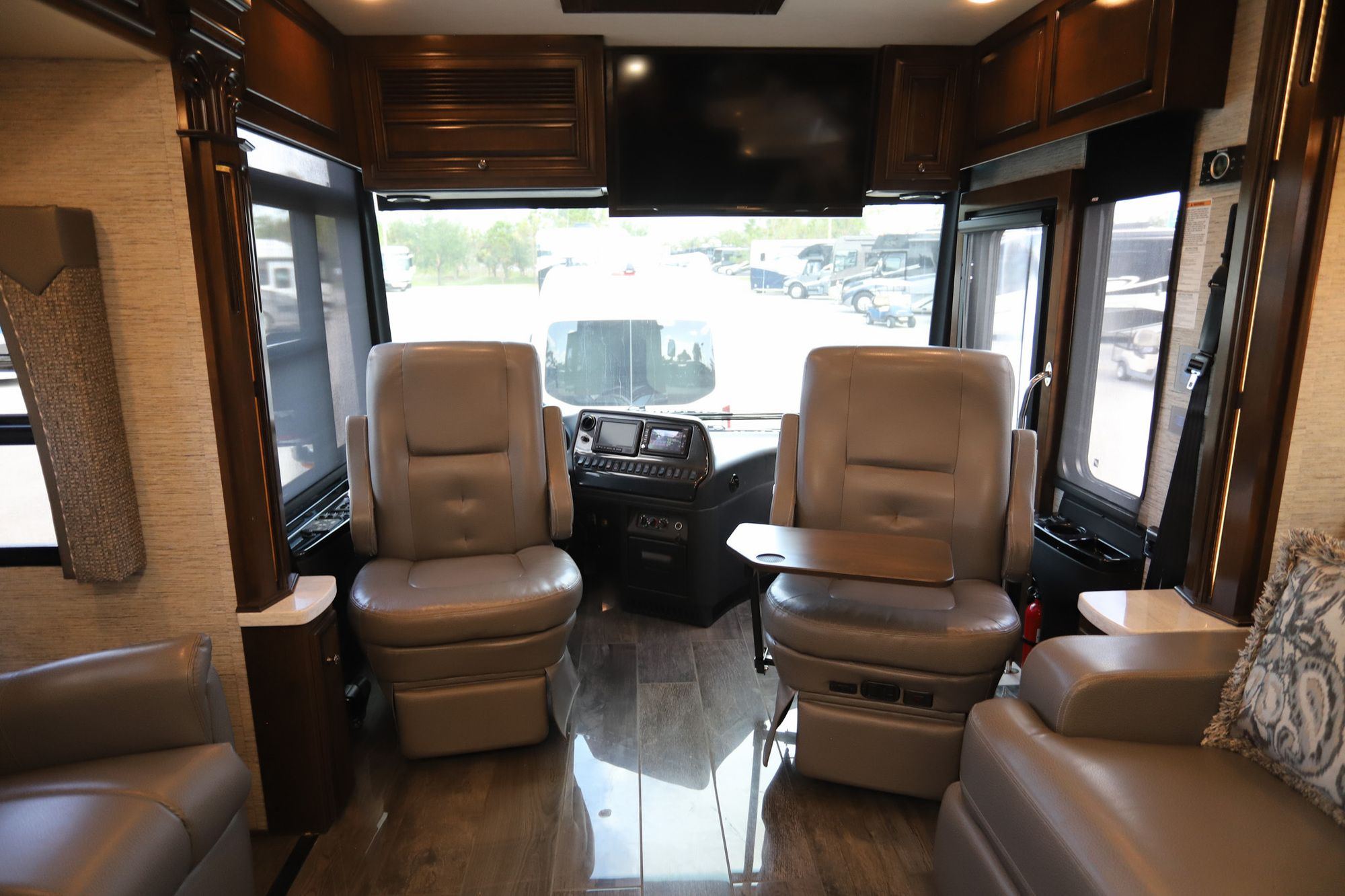 Used 2018 Newmar Dutch Star 4369 Class A  For Sale