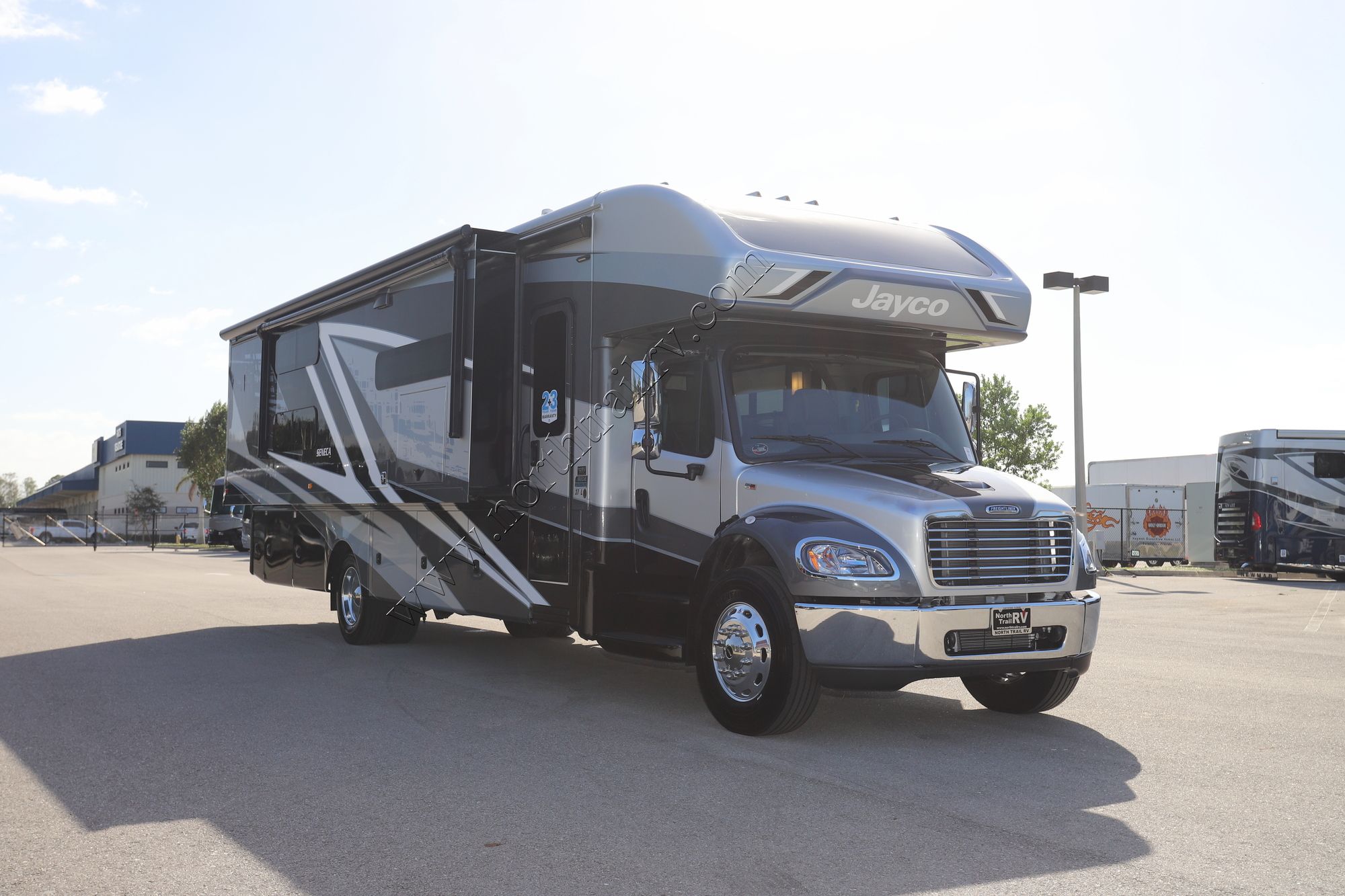 New 2023 Jayco Seneca 37L Super C  For Sale