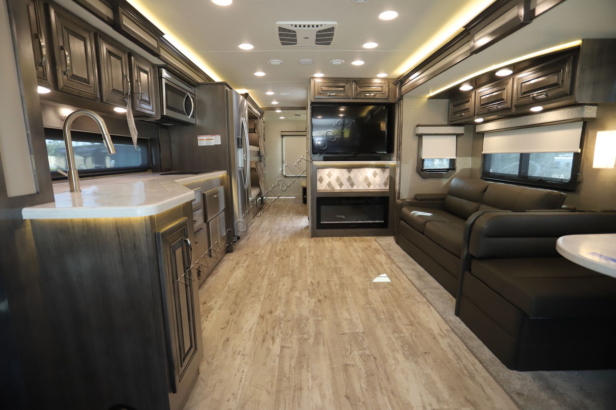 New 2023 Jayco Seneca 37L Super C  For Sale