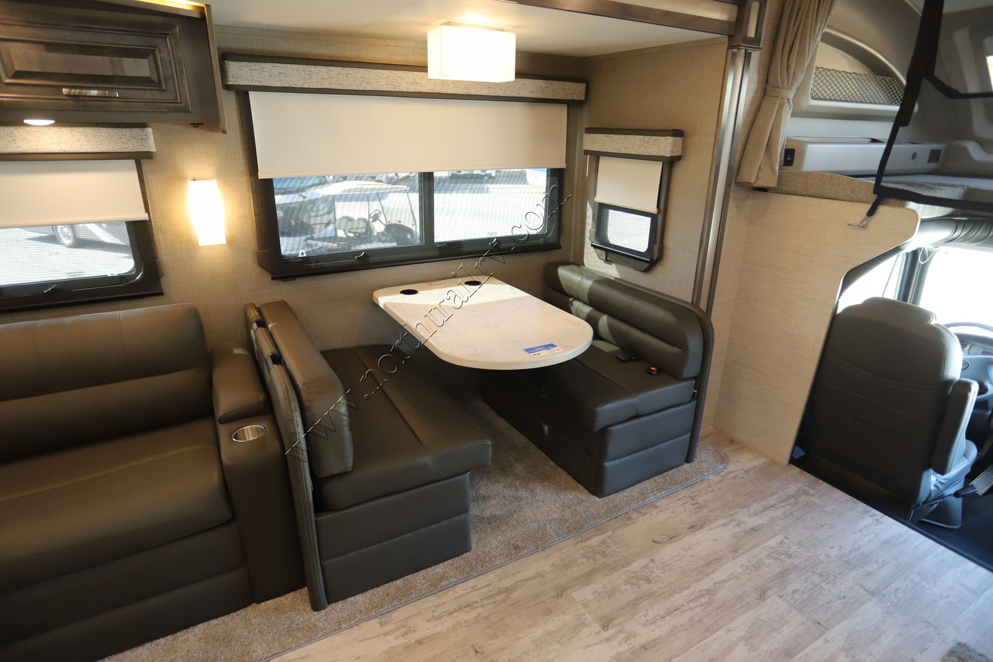 New 2023 Jayco Seneca 37L Super C  For Sale