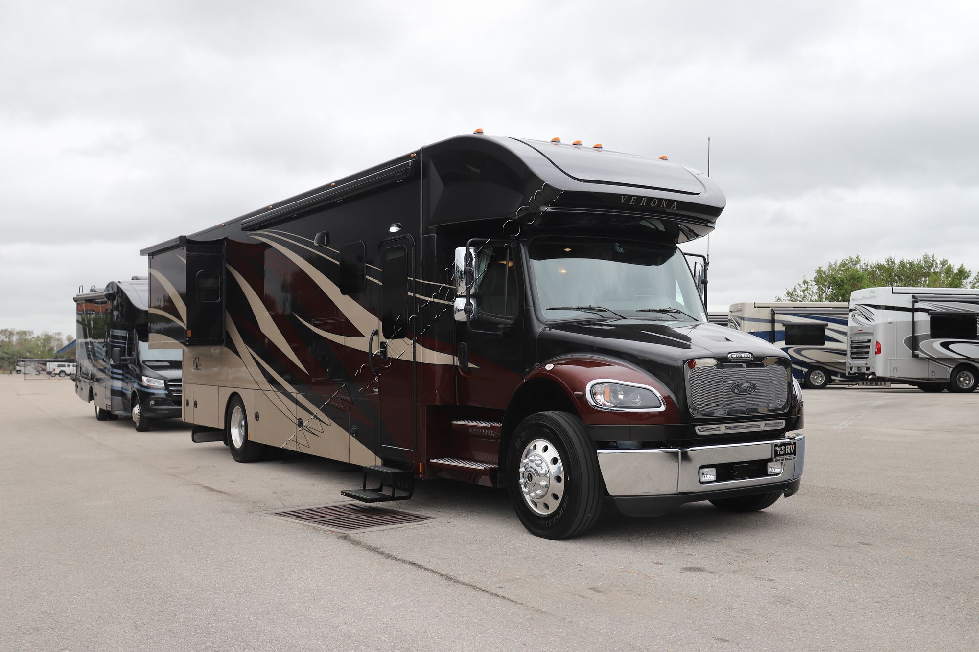 Used 2022 Renegade Rv Verona 36VSB Super C  For Sale