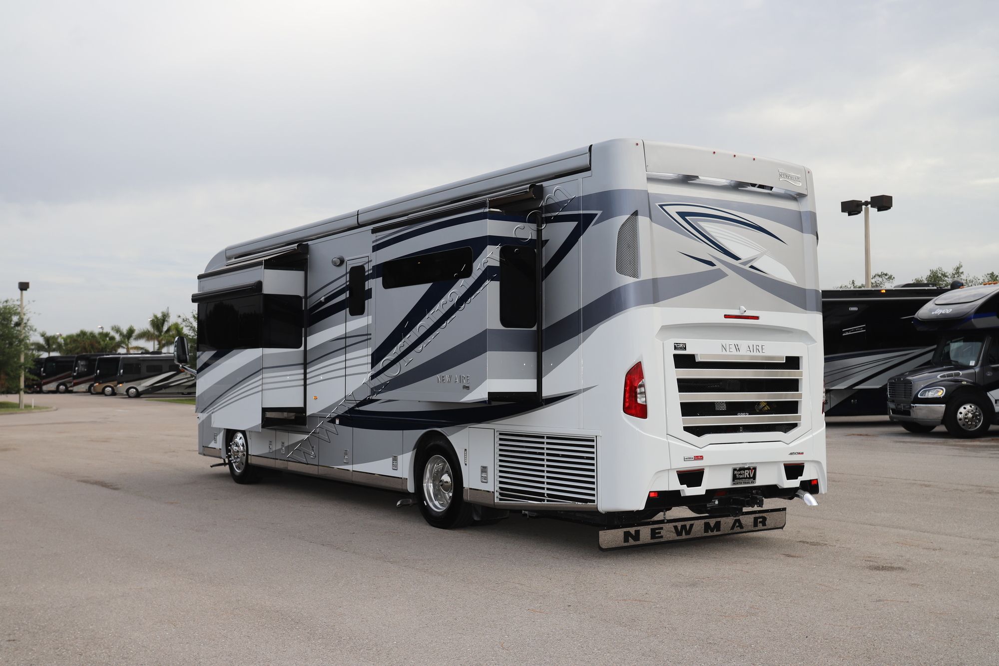 New 2023 Newmar New Aire 3543 Class A  For Sale
