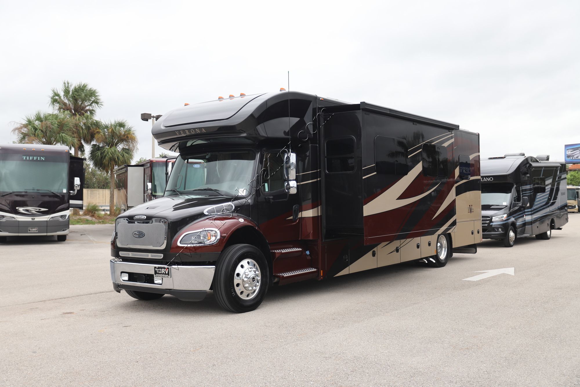 Used 2022 Renegade Rv Verona 36VSB Super C  For Sale