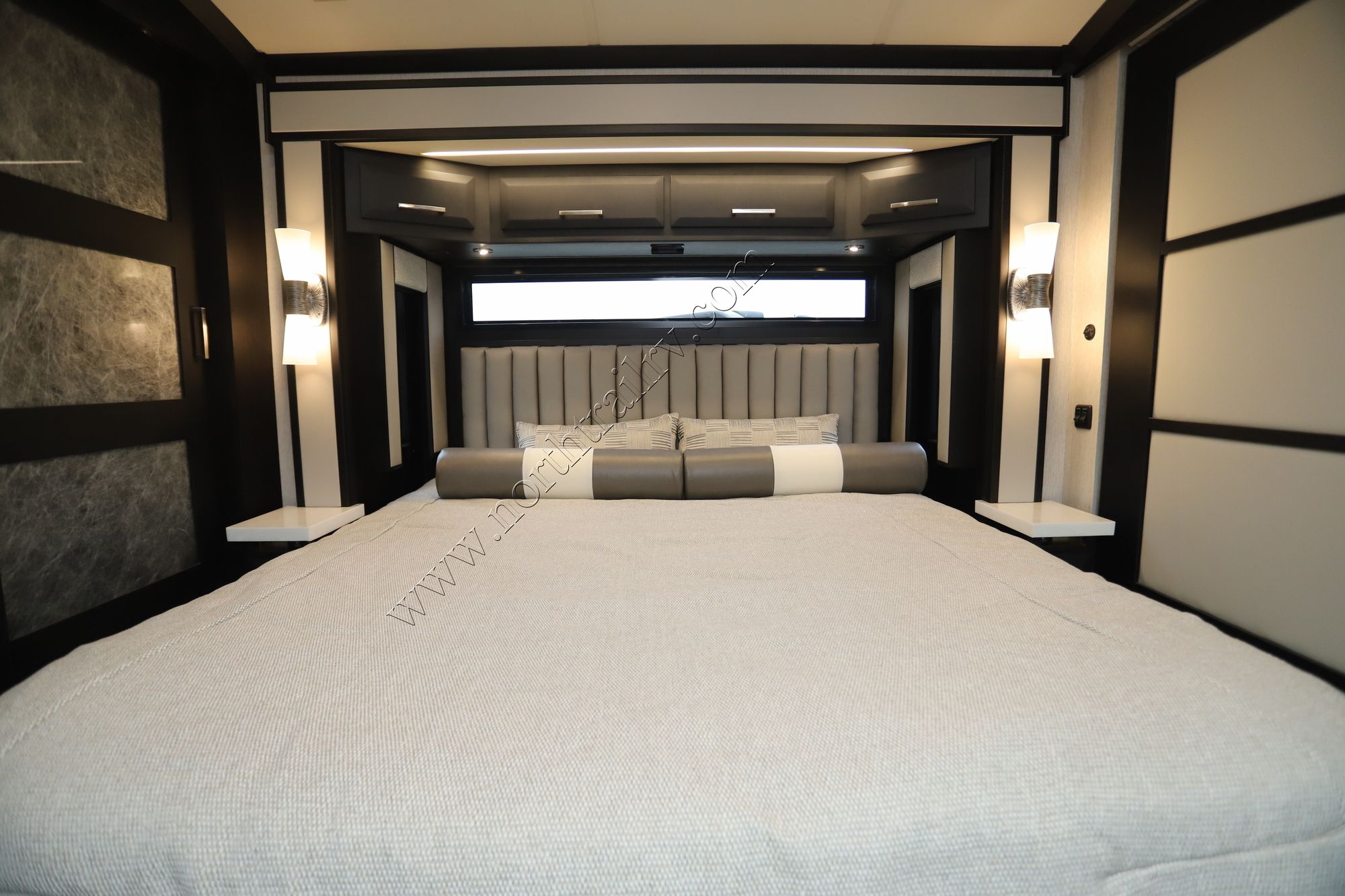 New 2023 Newmar New Aire 3543 Class A  For Sale