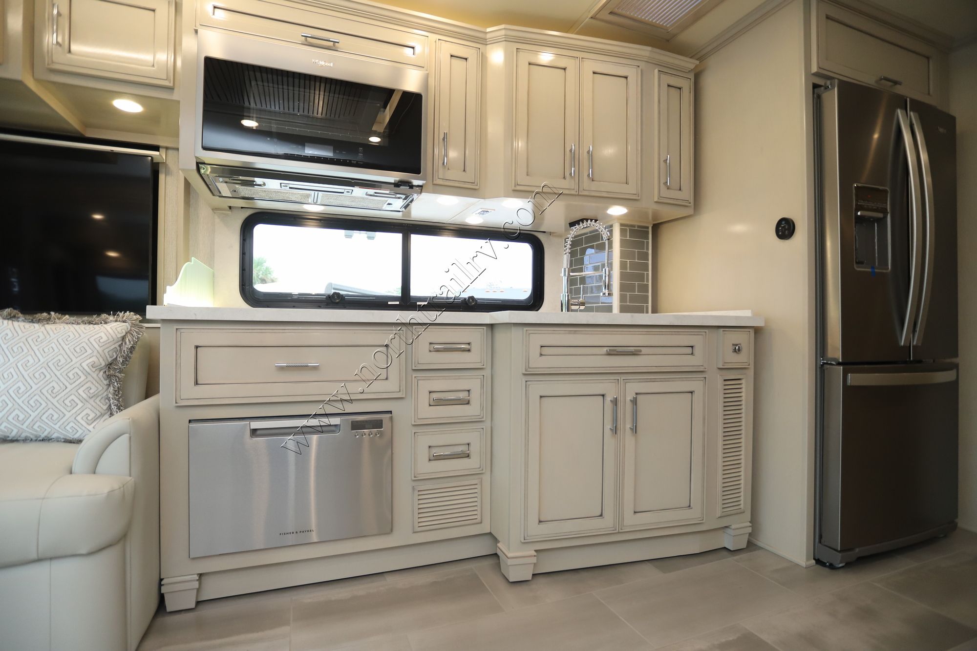 New 2023 Newmar Ventana 4326 Class A  For Sale