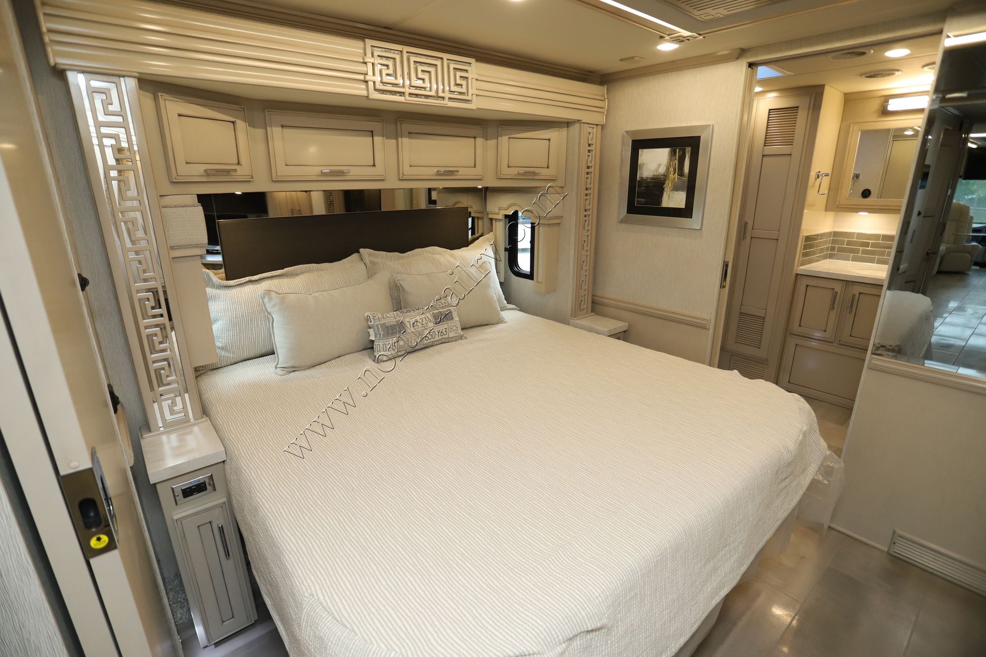 New 2023 Newmar Ventana 4326 Class A  For Sale