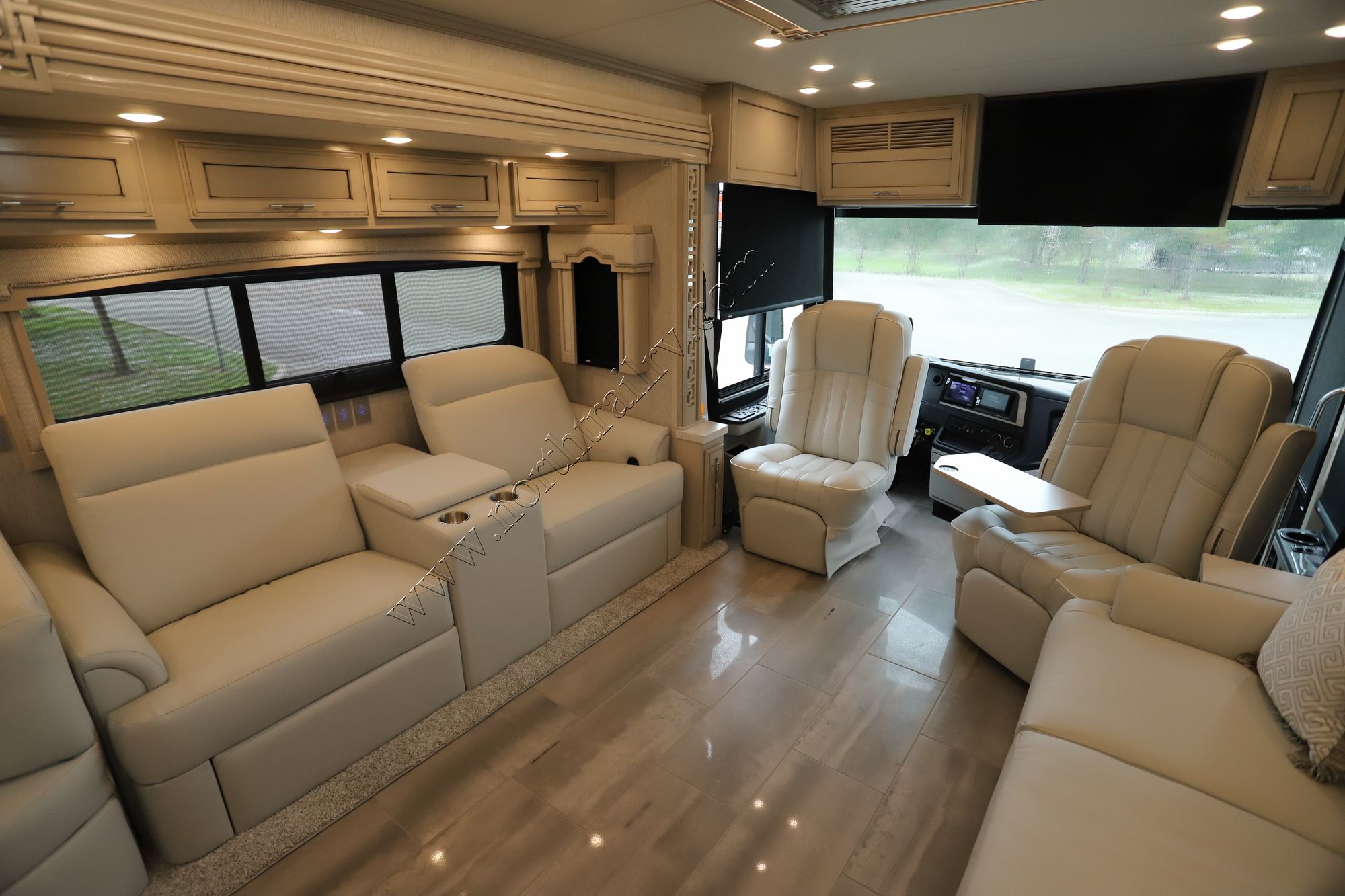 New 2023 Newmar Ventana 4326 Class A  For Sale