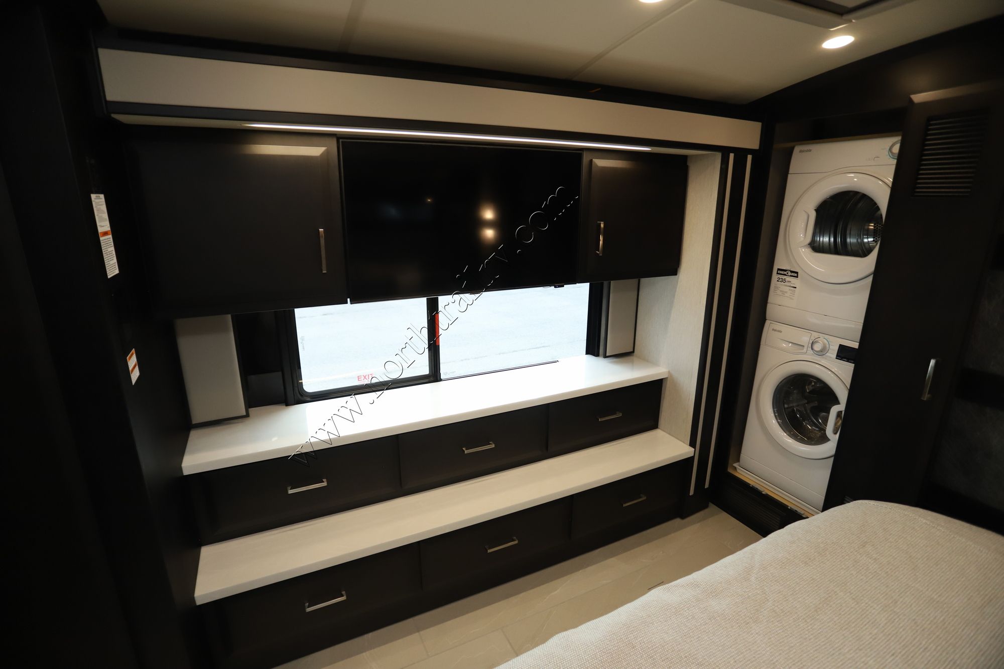 New 2023 Newmar New Aire 3543 Class A  For Sale