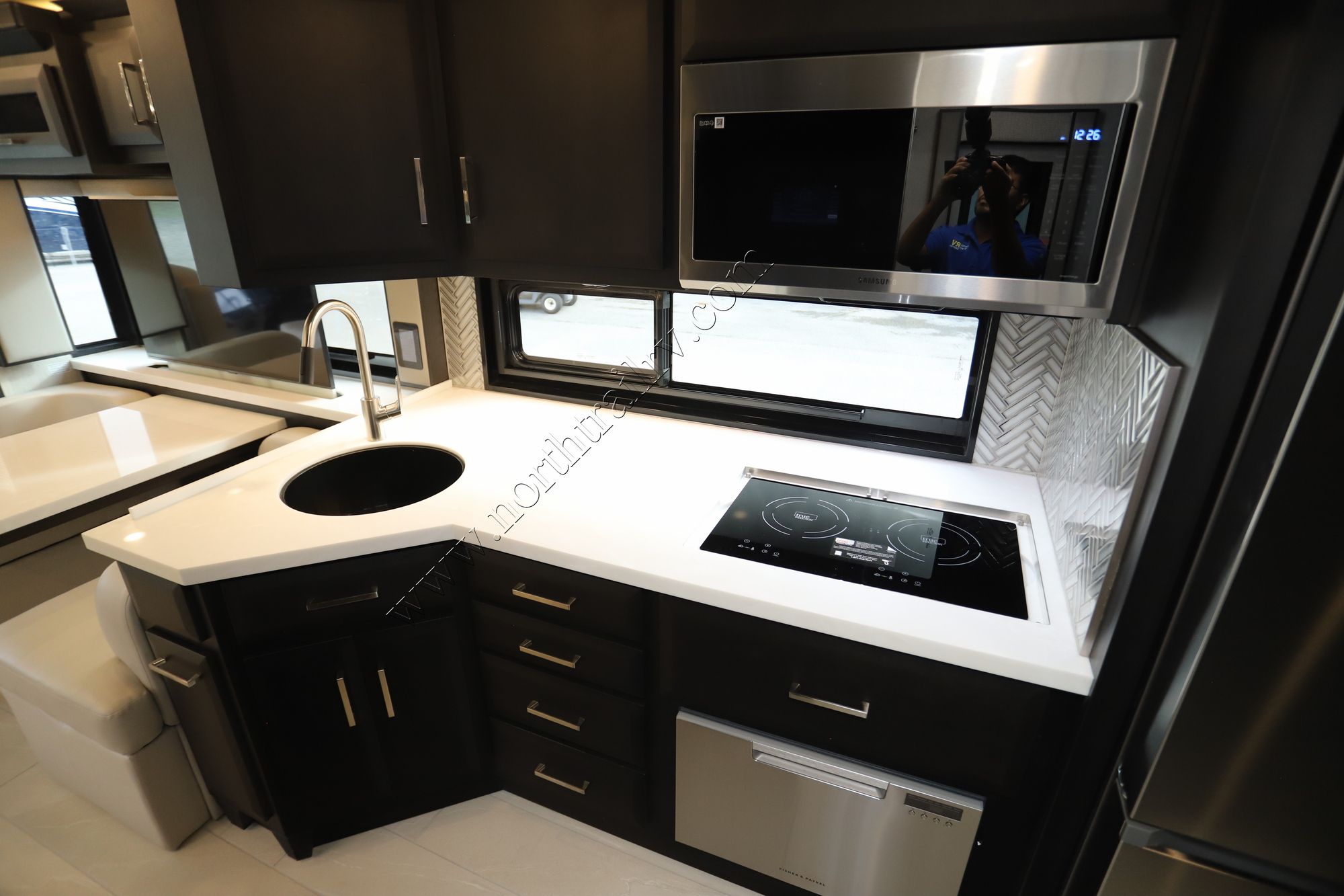 New 2023 Newmar New Aire 3543 Class A  For Sale