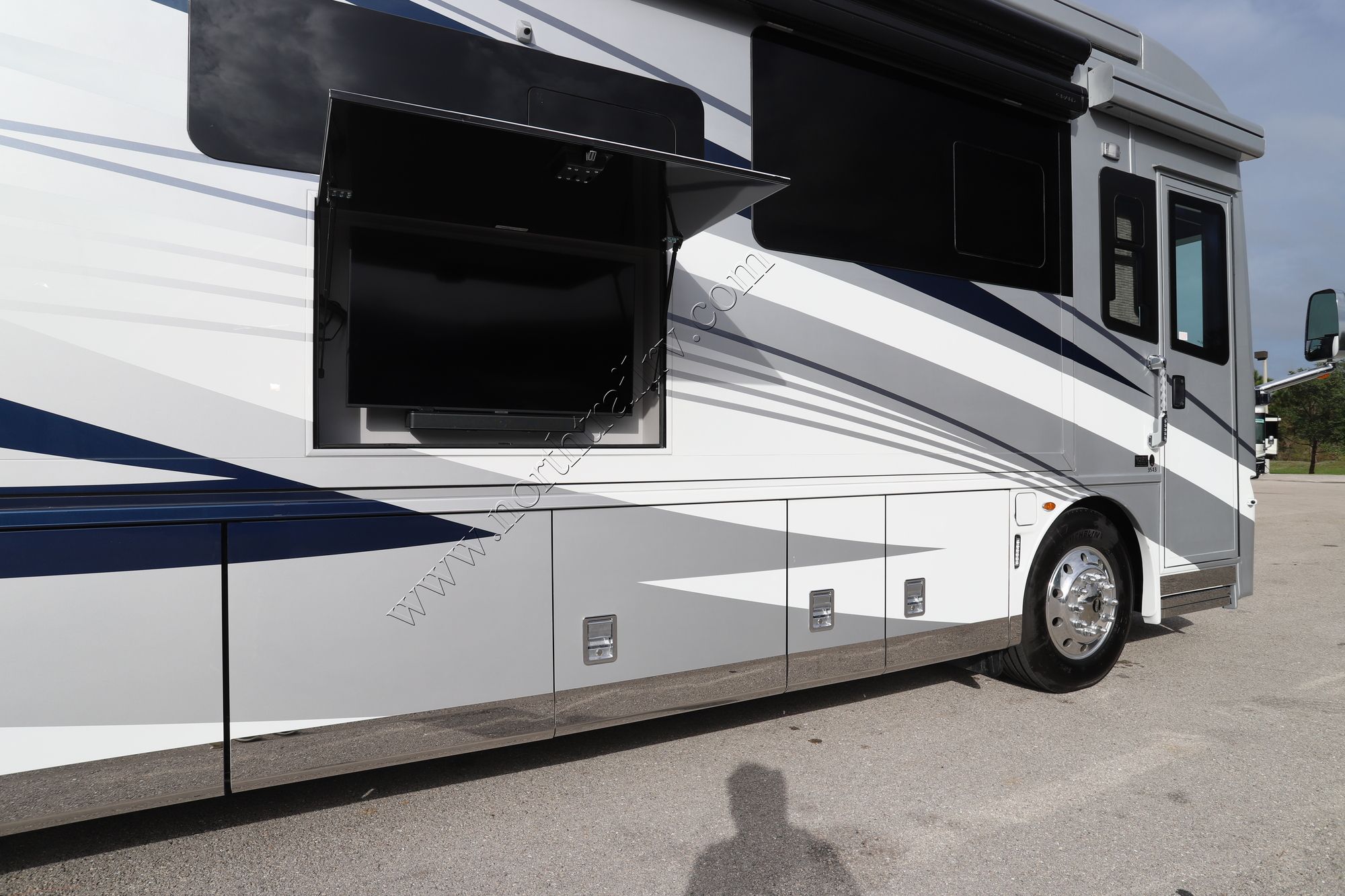 New 2023 Newmar New Aire 3543 Class A  For Sale