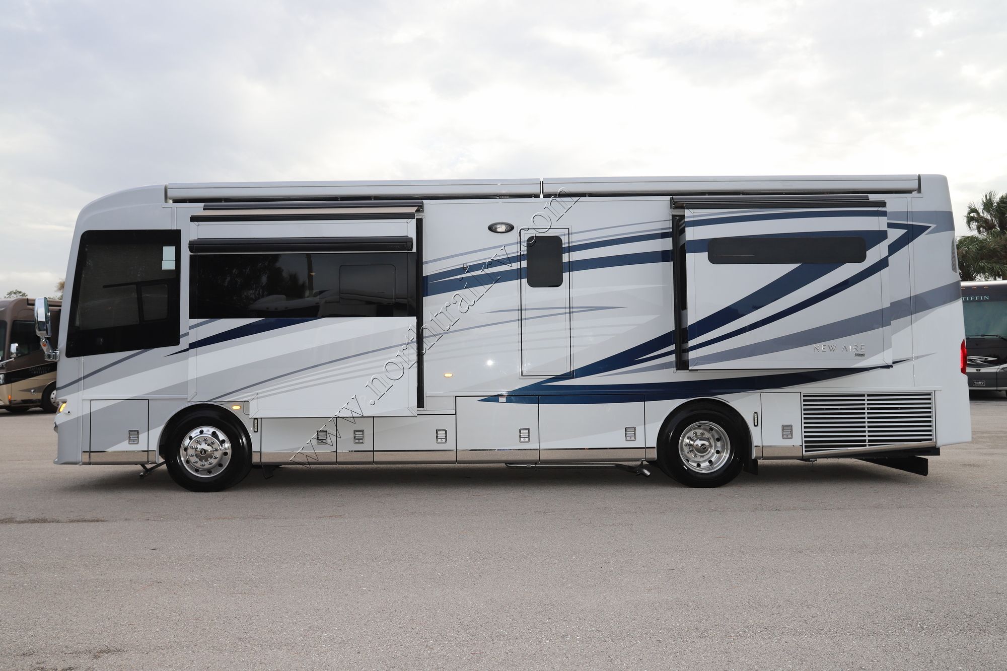 New 2023 Newmar New Aire 3543 Class A  For Sale