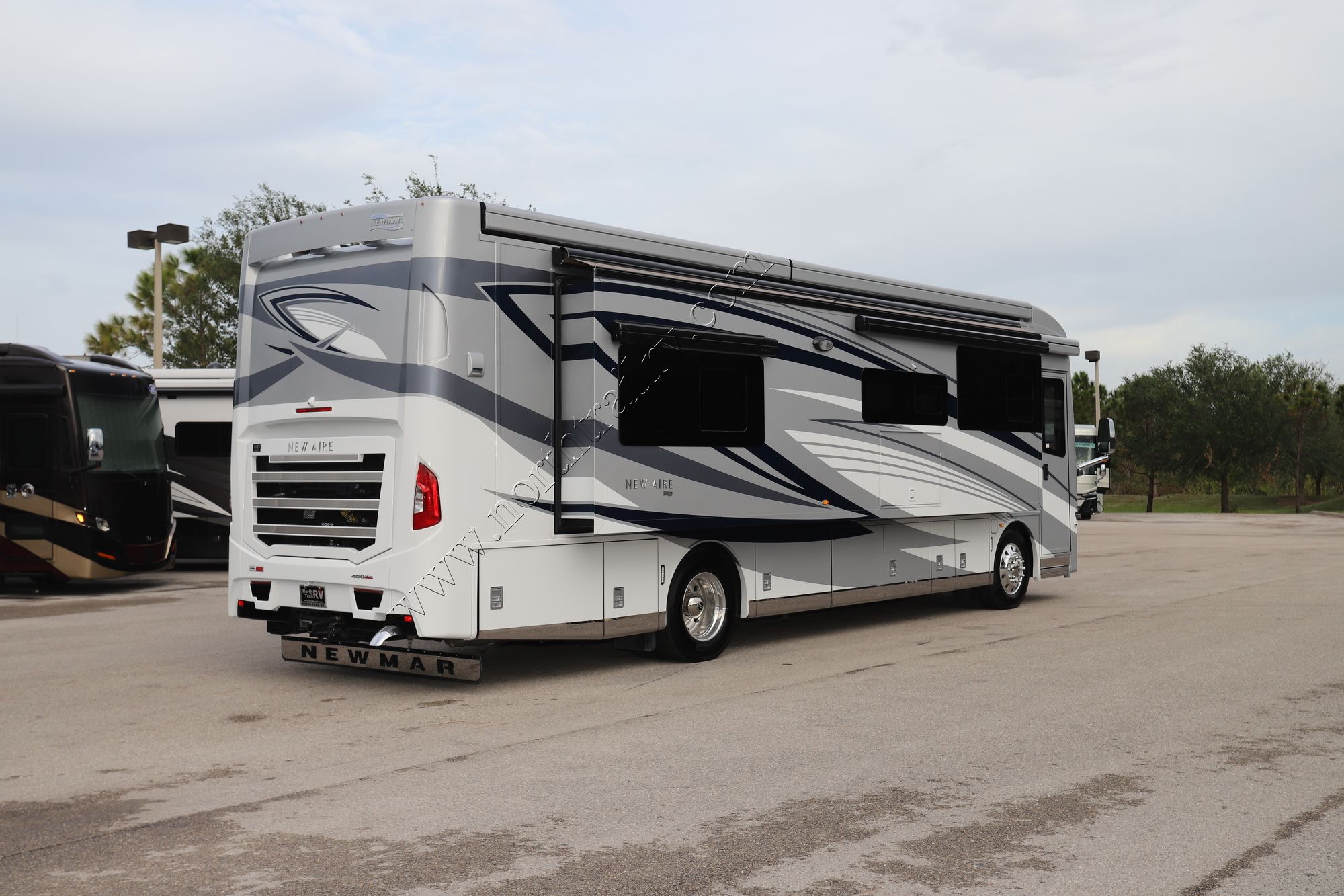 New 2023 Newmar New Aire 3543 Class A  For Sale