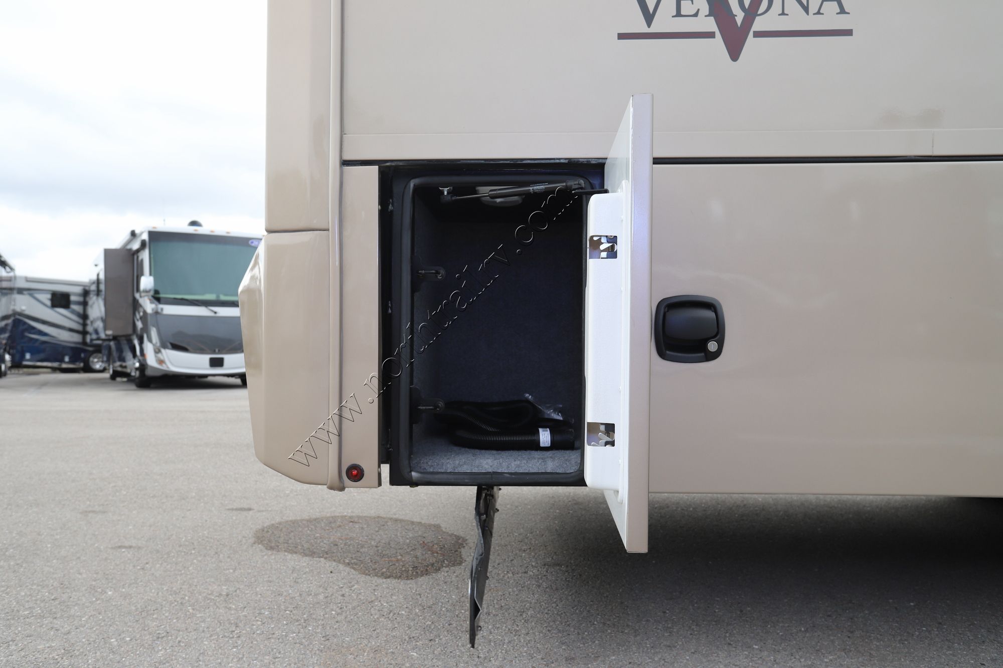 Used 2022 Renegade Rv Verona 36VSB Super C  For Sale