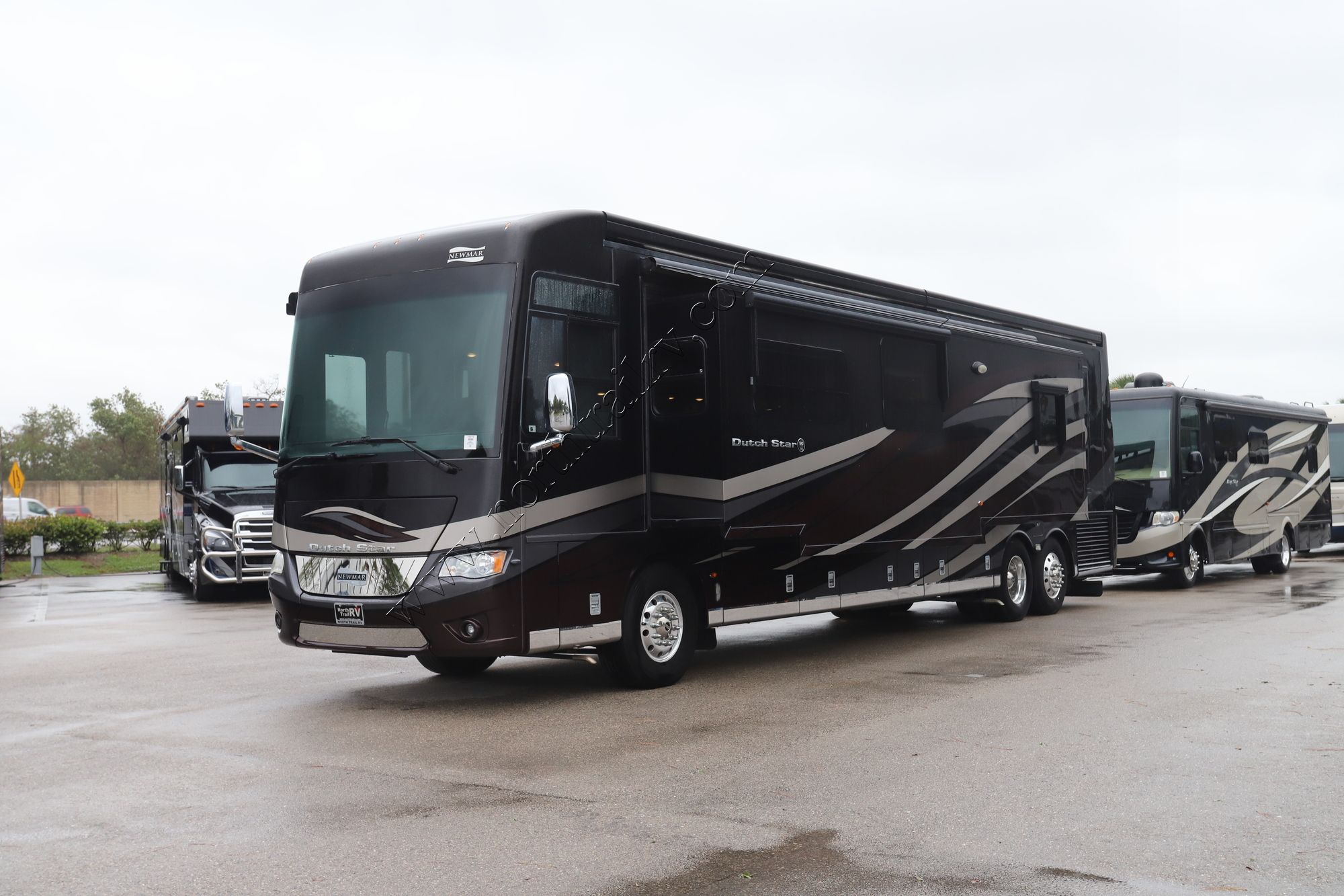 Used 2018 Newmar Dutch Star 4369 Class A  For Sale