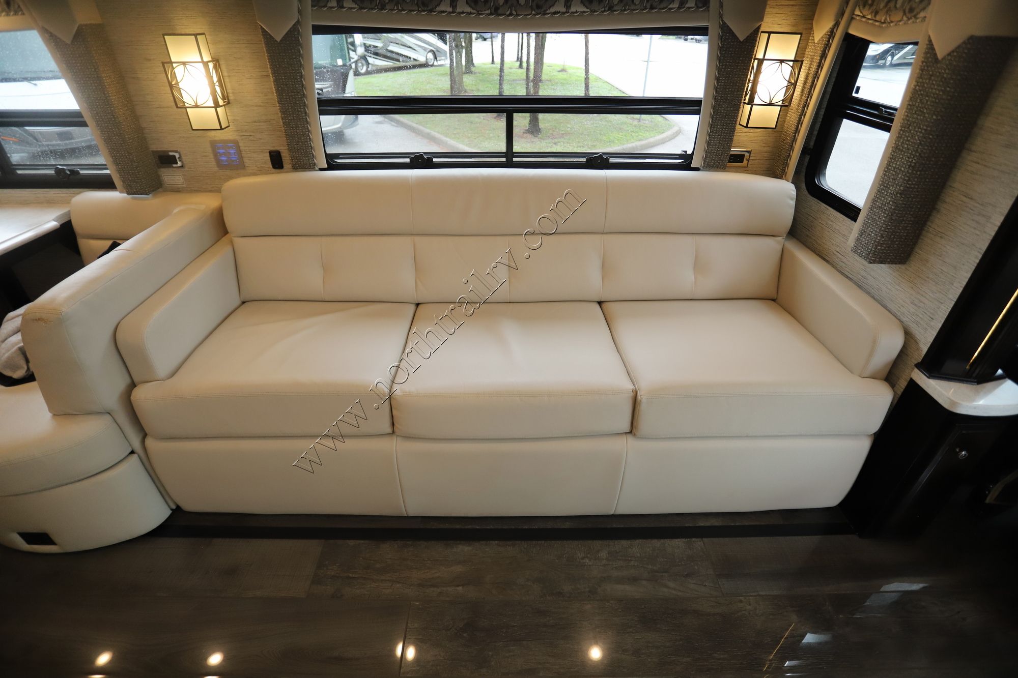 Used 2018 Newmar Dutch Star 4369 Class A  For Sale