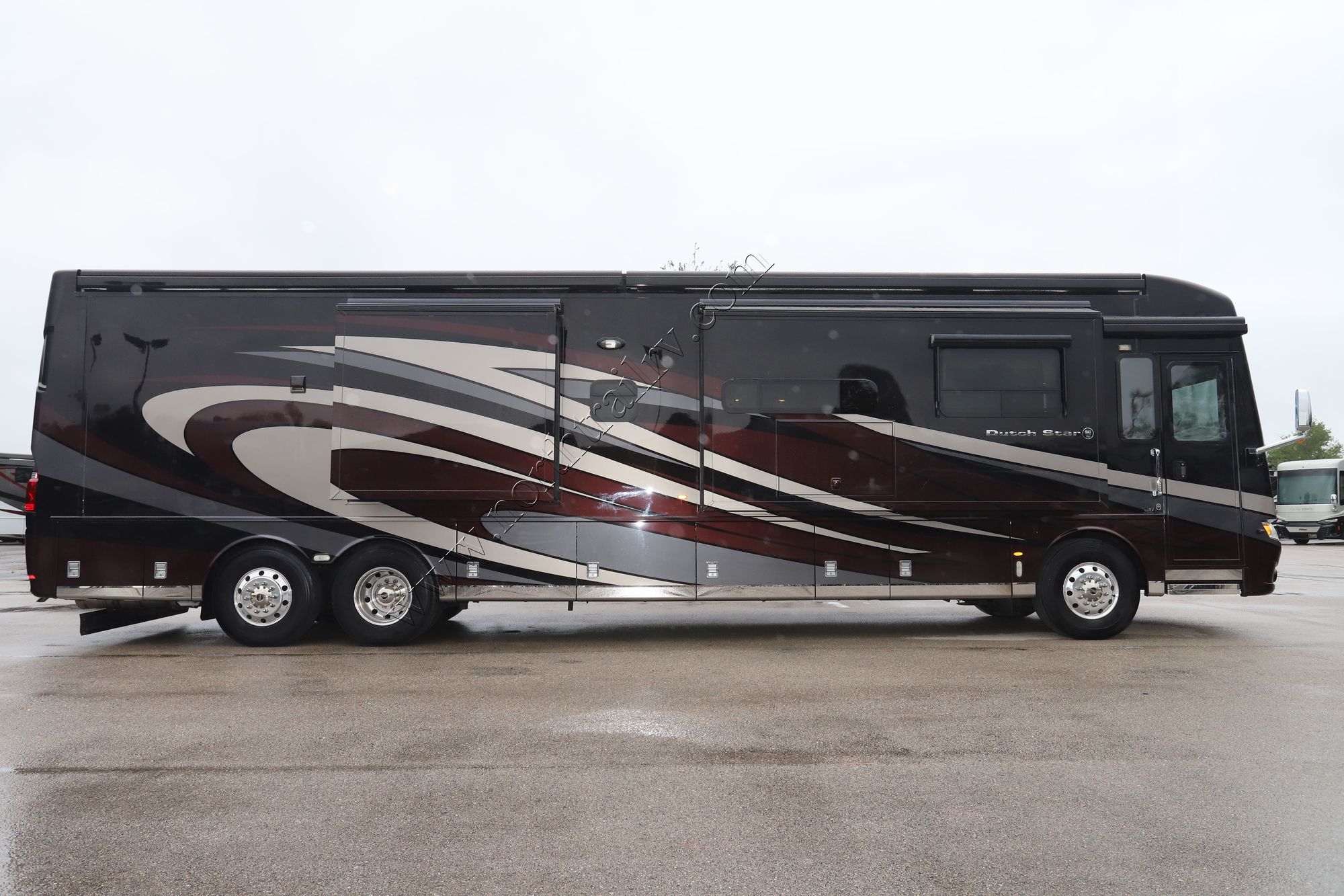 Used 2018 Newmar Dutch Star 4369 Class A  For Sale