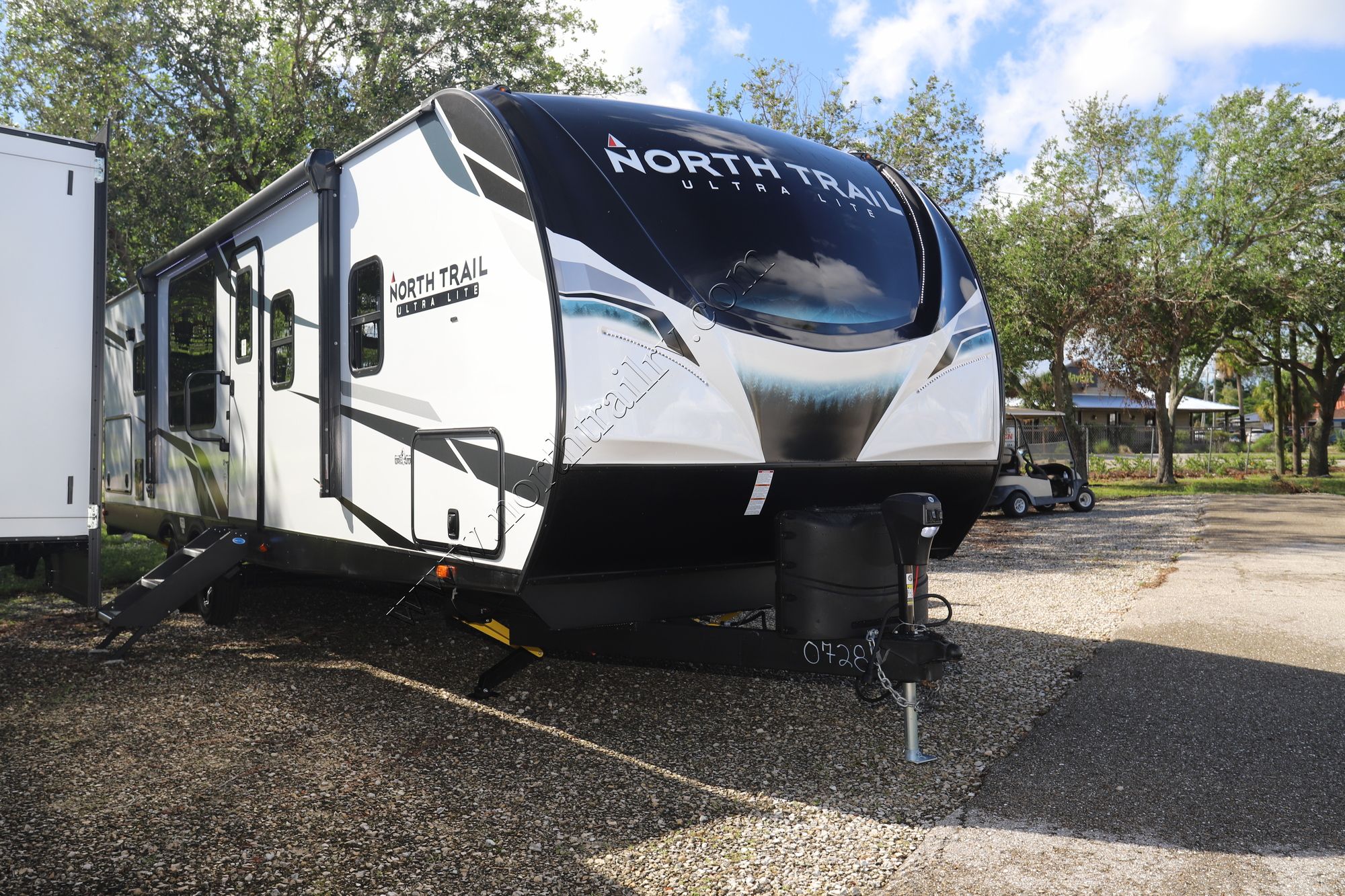 New 2023 Heartland Rv North Trail 28RKDS Travel Trailer  For Sale