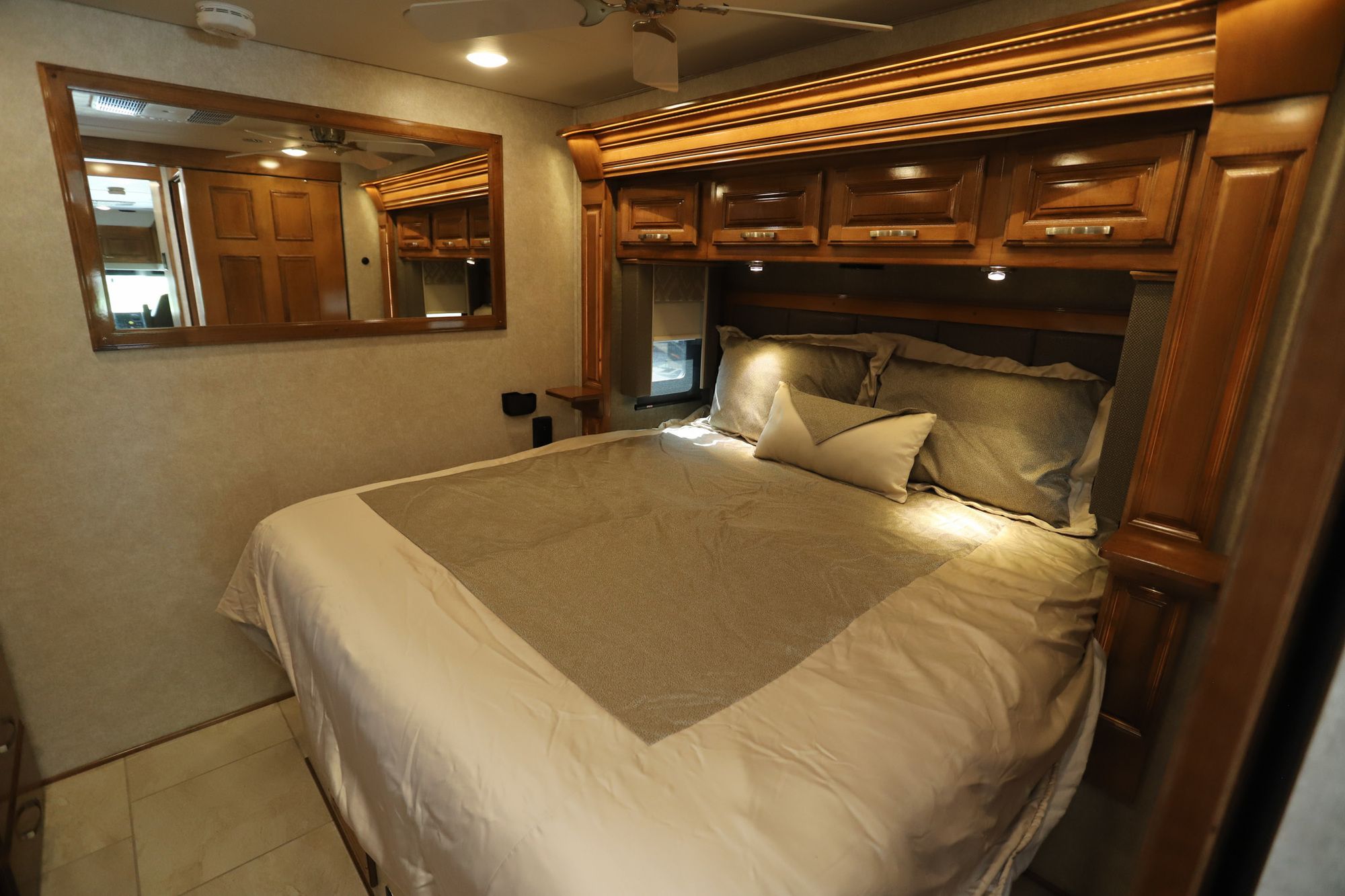 Used 2022 Renegade Rv Verona Le 38LDG Super C  For Sale